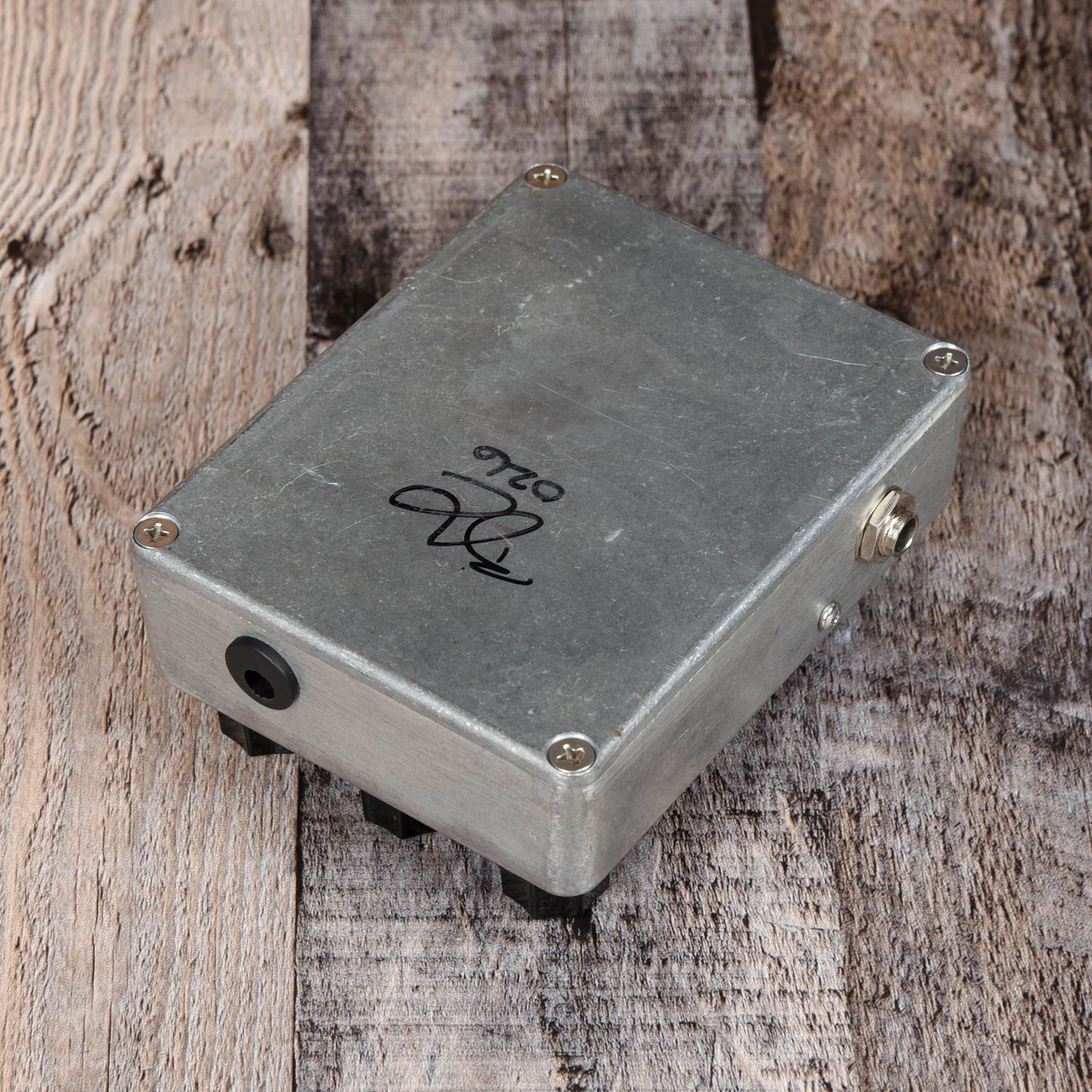 Menatone Thundering Revival Effects and Pedals / Distortion