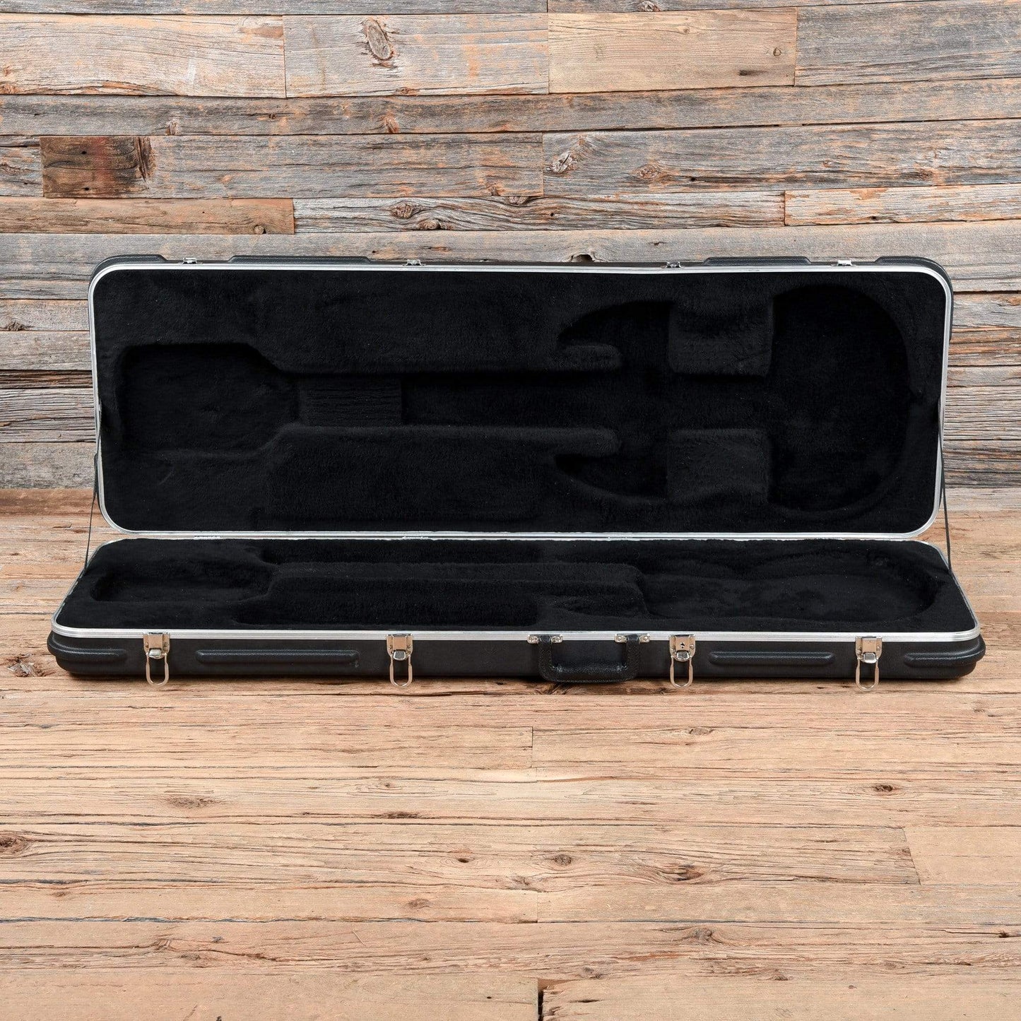 Music Man Sterling 4 H Bass Black 2005 Bass Guitars / 4-String