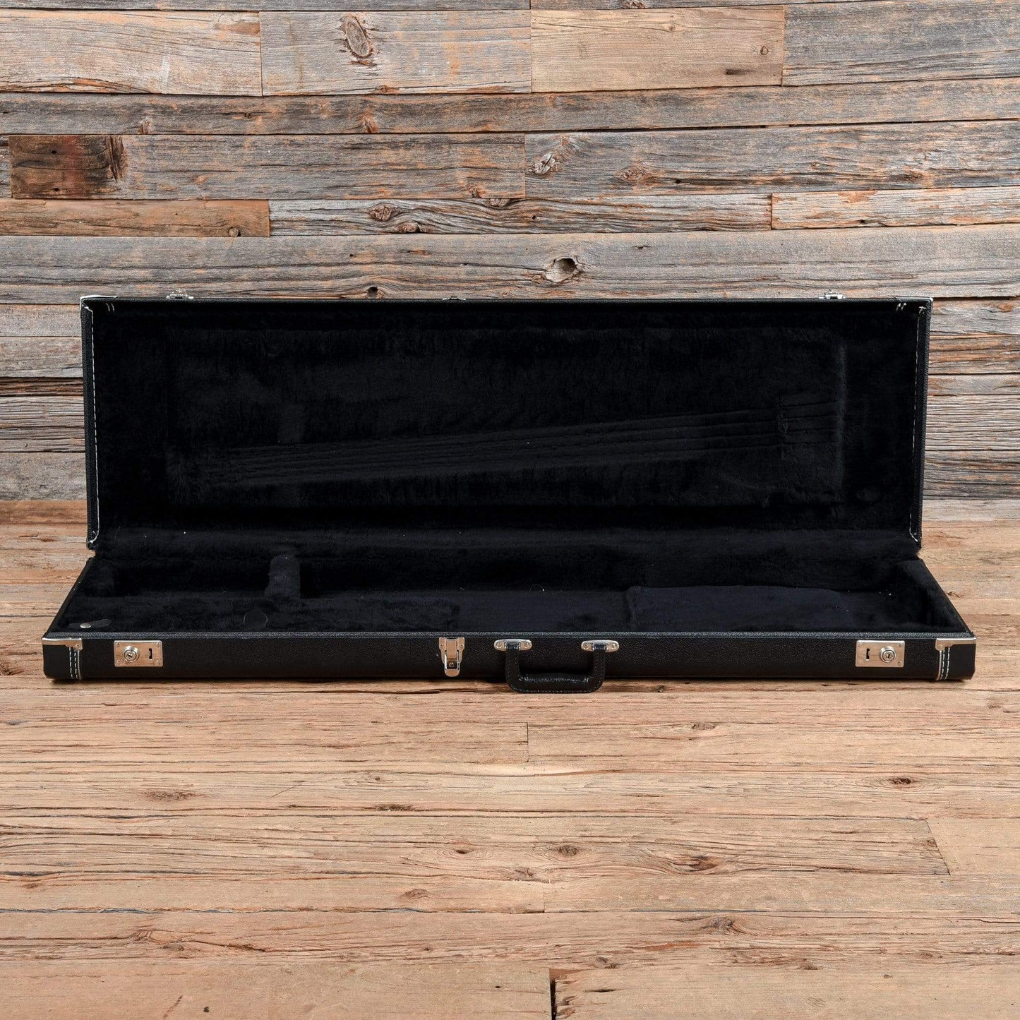 Music Man Sterling 4 H Pearl Blue 1996 Bass Guitars / 4-String