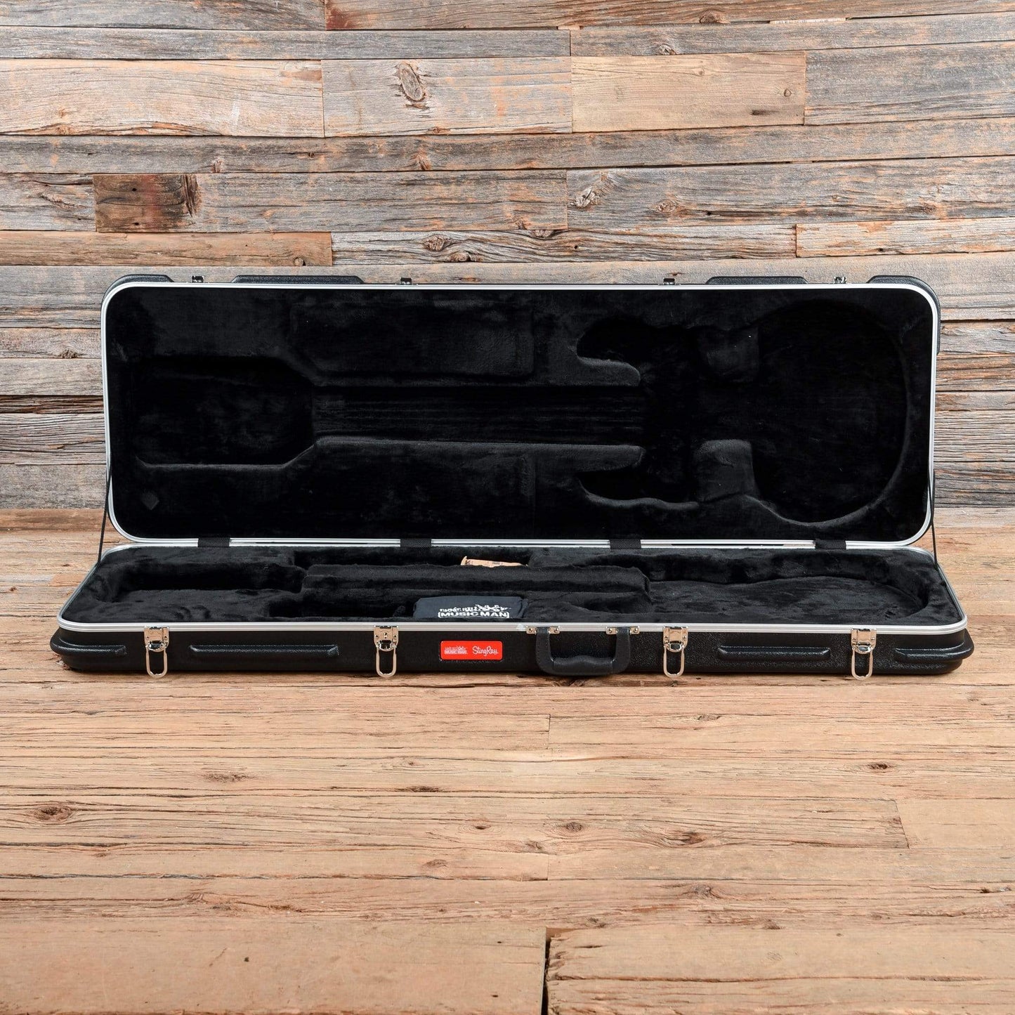 Music Man StingRay 4 Special H Jet Black w/Black Pickguard Bass Guitars / 4-String