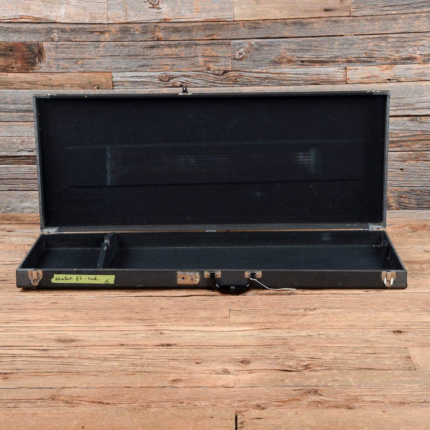 National Newport 82 Pepper Red 1960s Electric Guitars / Hollow Body