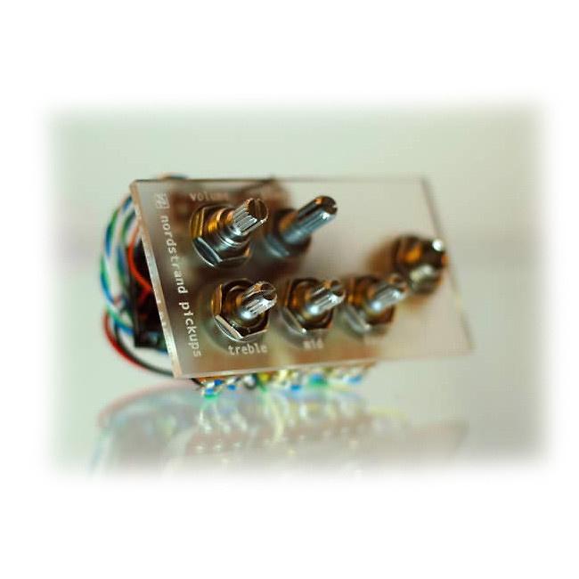 Nordstrand 2-Band Bass Preamp – Chicago Music Exchange