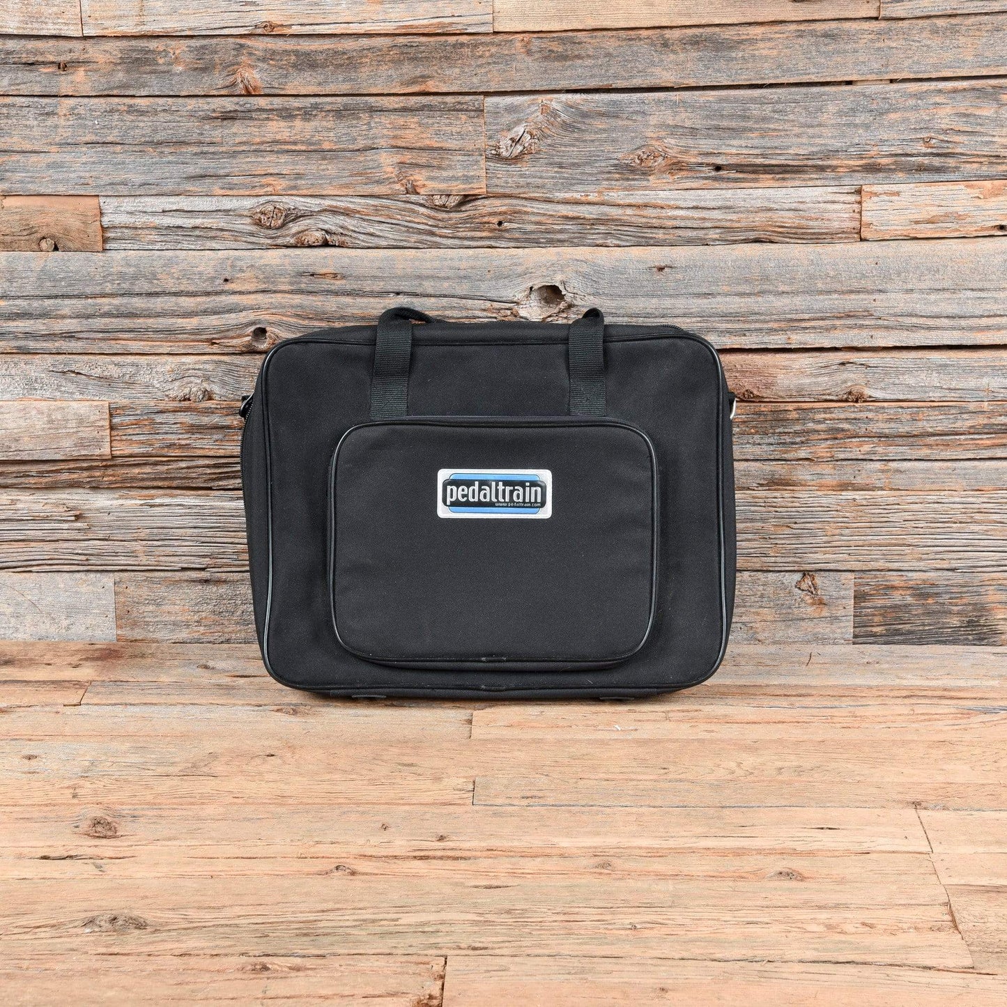 Pedaltrain JR Pedalboard 4 Rails 18x12.5 w/Soft Case Effects and Pedals / Pedalboards and Power Supplies