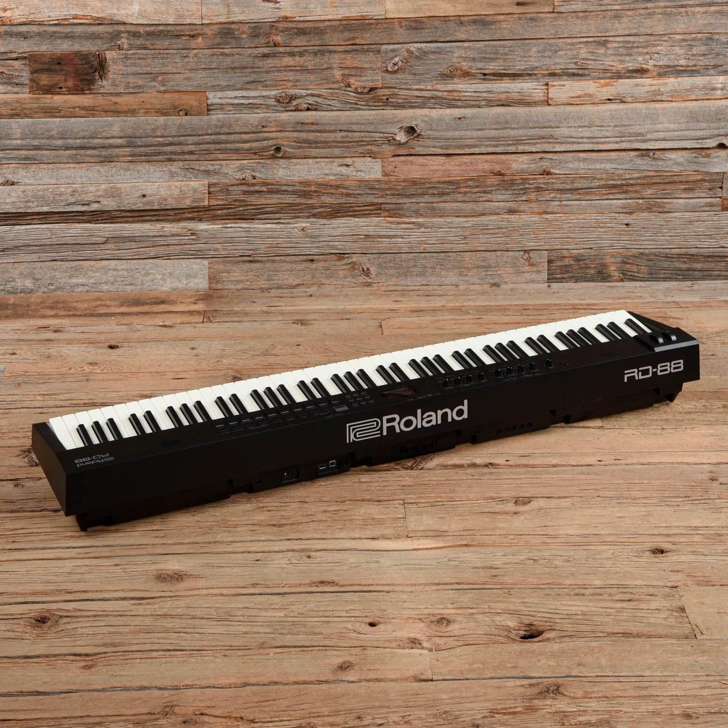 Roland RD-88 88-Key Digital Stage Piano (Serial #A8M5690) USED Keyboards and Synths / Digital Pianos