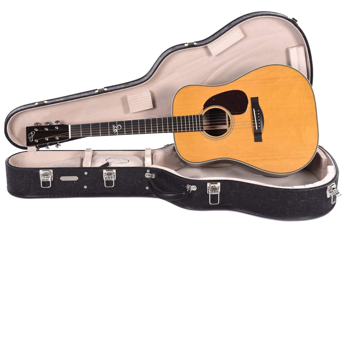 Santa Cruz Brad Paisley Signature Pre-War Model Dreadnought Acoustic Guitars / Dreadnought