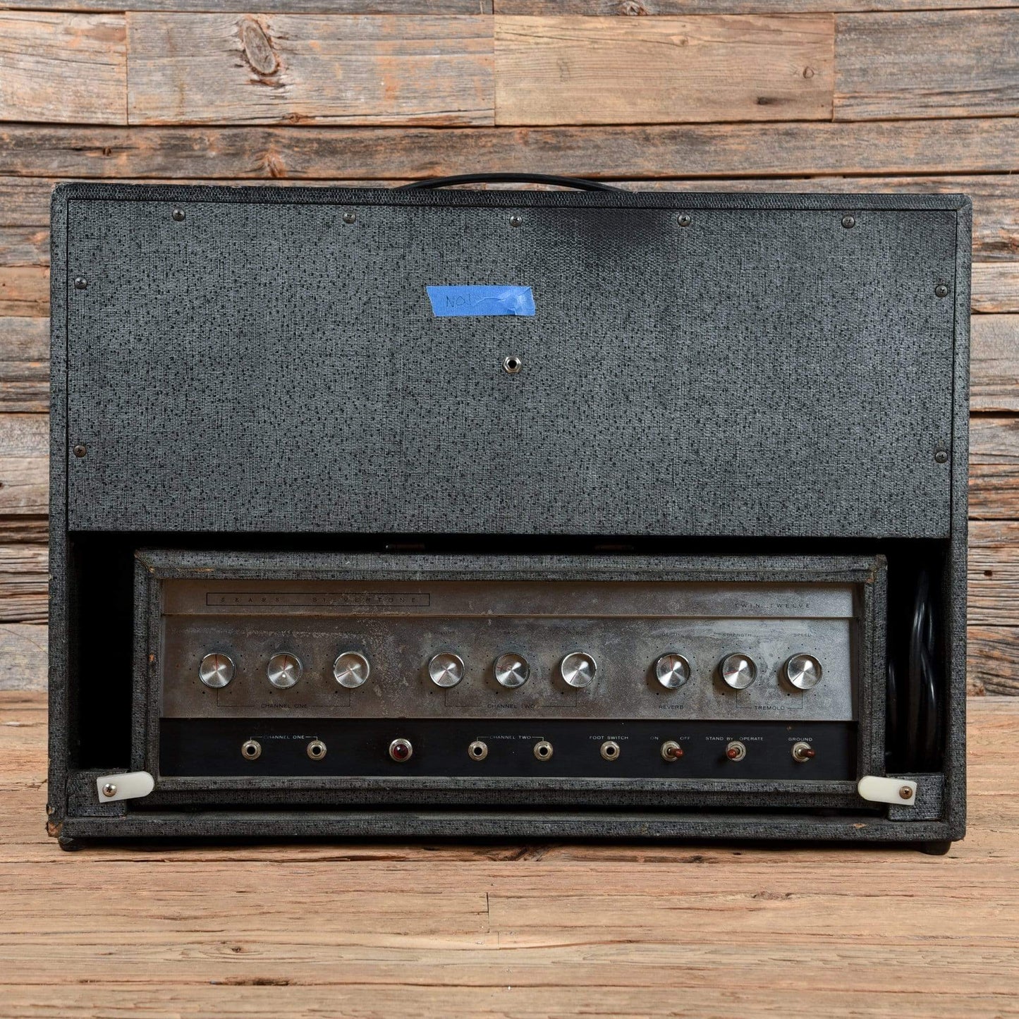 Silvertone Model 1484 Twin Twelve 60-Watt 2x12 Piggyback Guitar Amp 1965 Amps / Guitar Combos