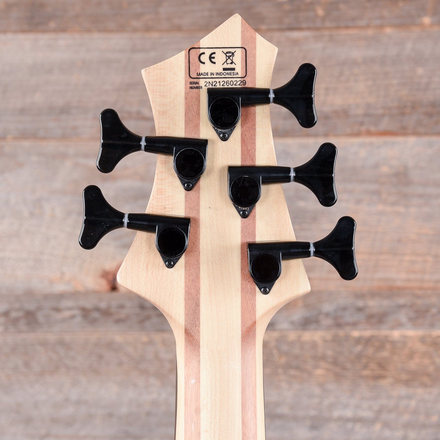 Sire Marcus Miller M5 Swamp Ash 5-String Transparent Blue Satin (2nd Gen) Bass Guitars / 5-String or More