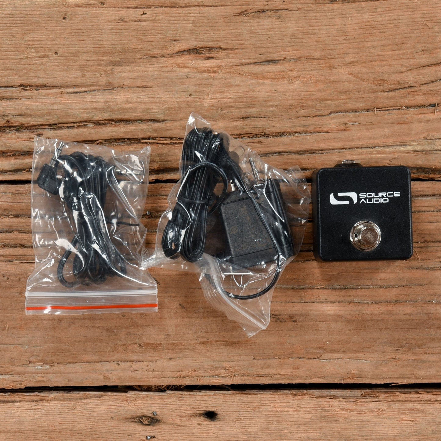 Source Audio True Spring Reverb with SA167 Tap Tempo Effects and Pedals / Reverb