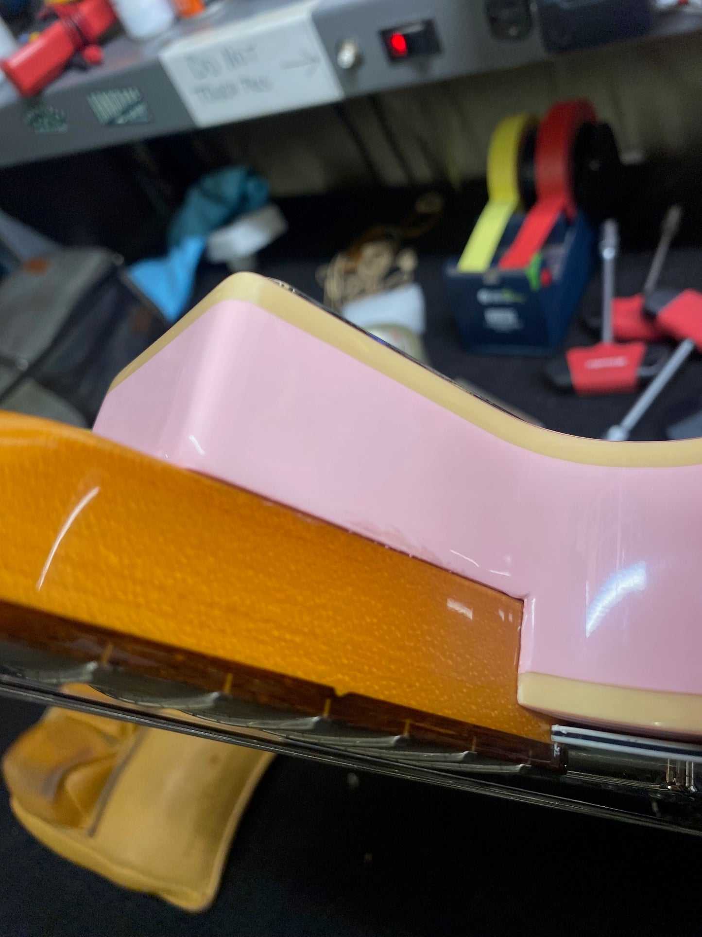 Squier Classic Vibe 60s Custom Telecaster HS Shell Pink Electric Guitars / Solid Body