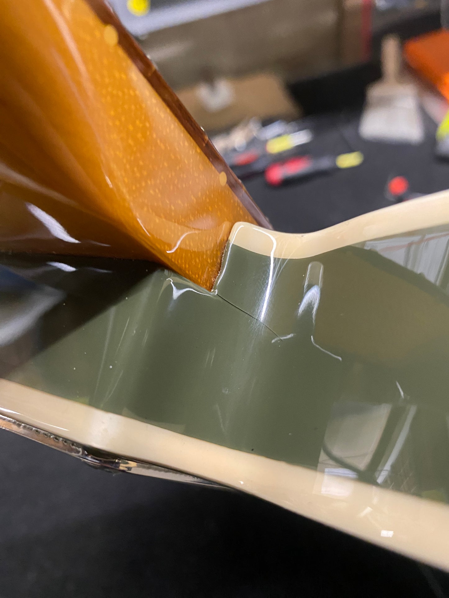 Squier Classic Vibe '60s Custom Telecaster Olive Electric Guitars / Solid Body