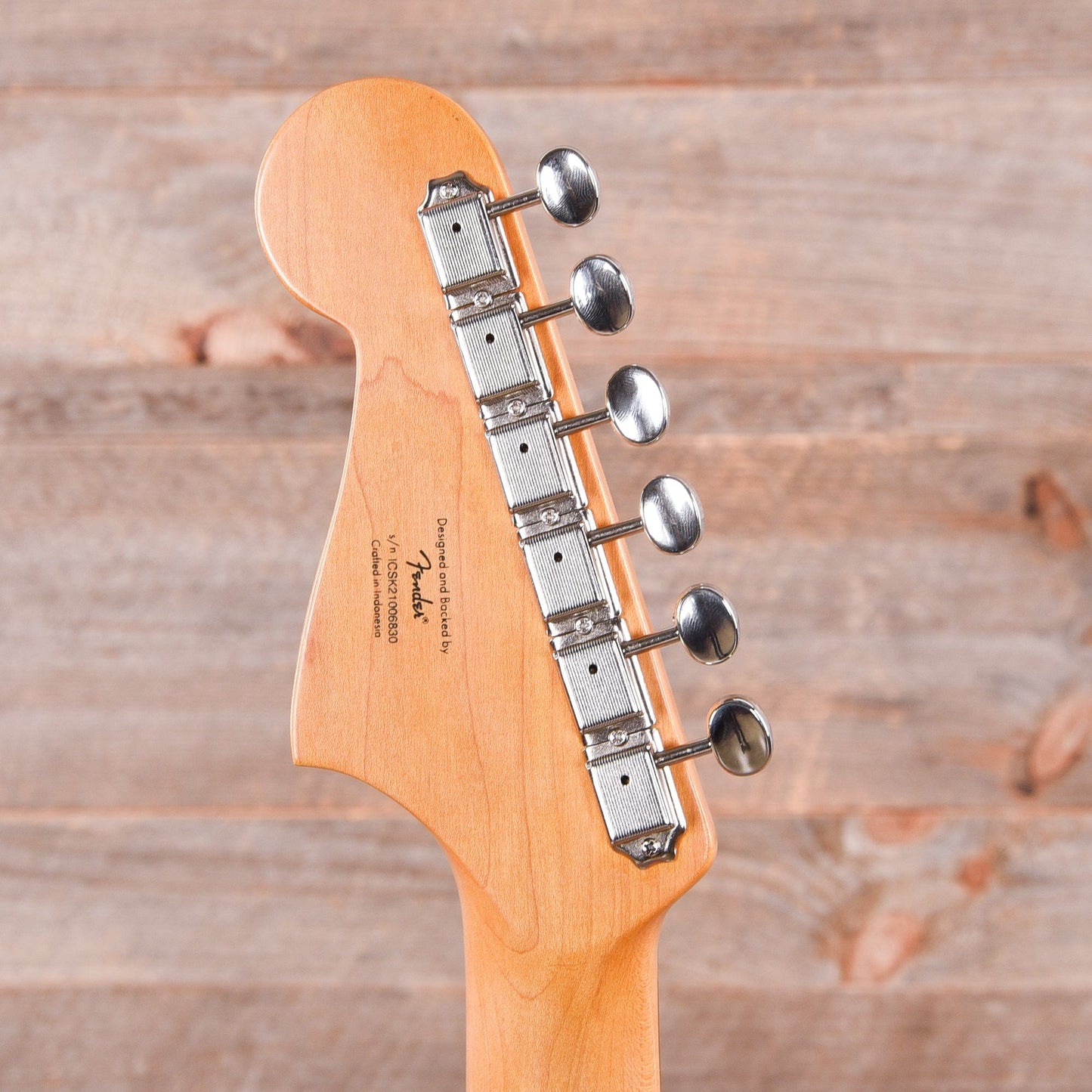 Squier Classic Vibe '60s Jazzmaster Purple Metallic w/Anodized Gold Pickguard Electric Guitars / Solid Body