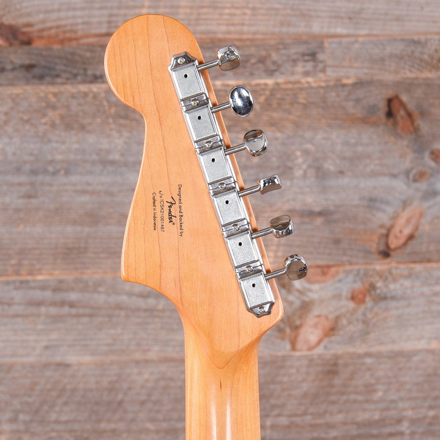 Squier Classic Vibe '60s Jazzmaster Purple Metallic w/Anodized Gold Pickguard Electric Guitars / Solid Body