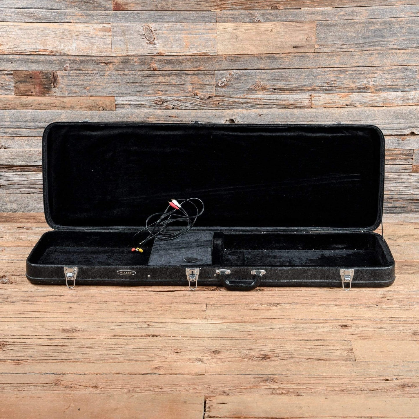 Sterling by Music Man Ray34 Sunburst Bass Guitars / 4-String