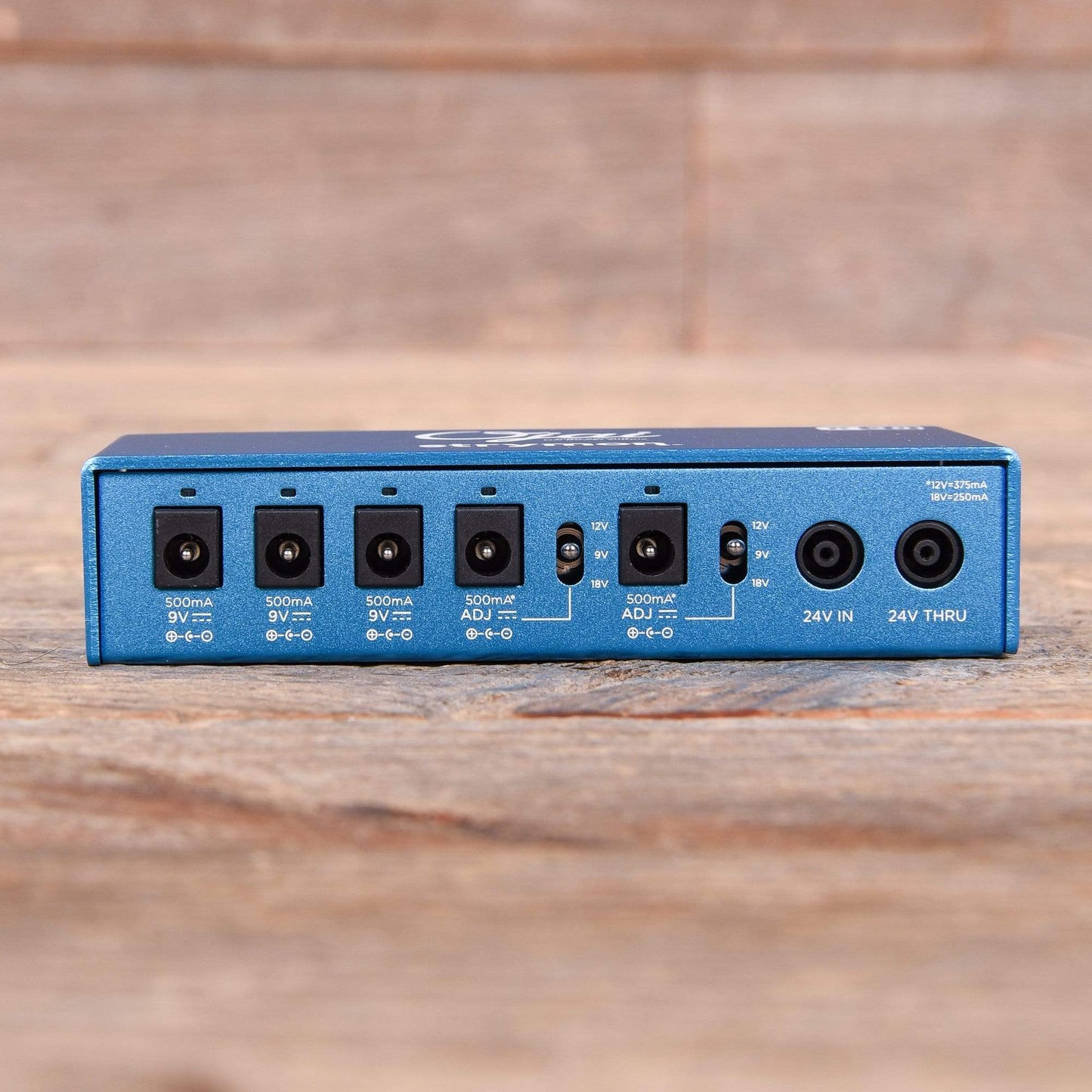 Strymon Ojai R30 High Current DC Power Supply Expansion Kit Effects and Pedals / Pedalboards and Power Supplies