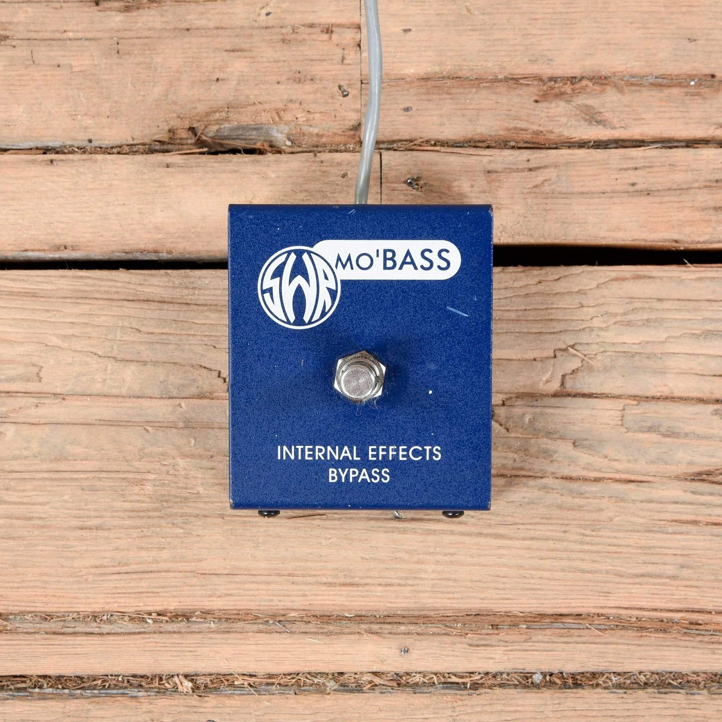 SWR Mo'Bass 1000w Bass Head w/Footswitch Amps / Bass Heads