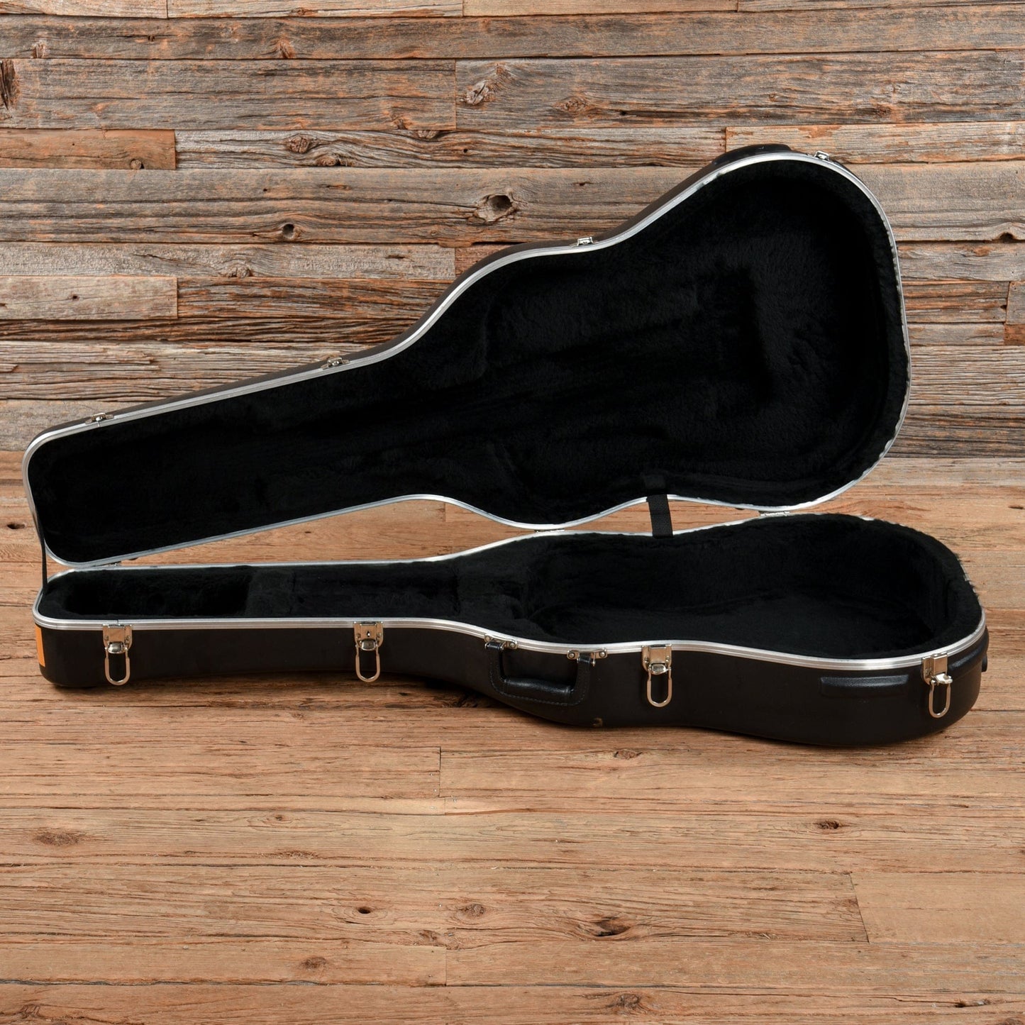 Taylor 310 Natural 2000 Acoustic Guitars / Dreadnought