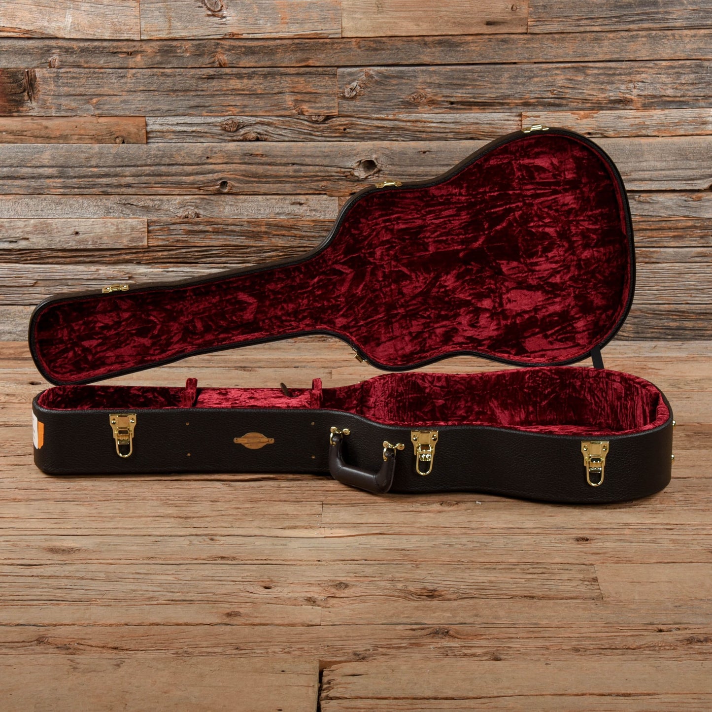 Taylor 320e Natural Acoustic Guitars / Dreadnought