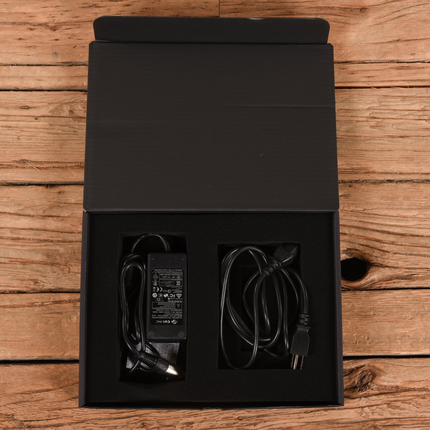 Universal Audio OX Amp Top Box Attenuator Amps / Amp Attenuators