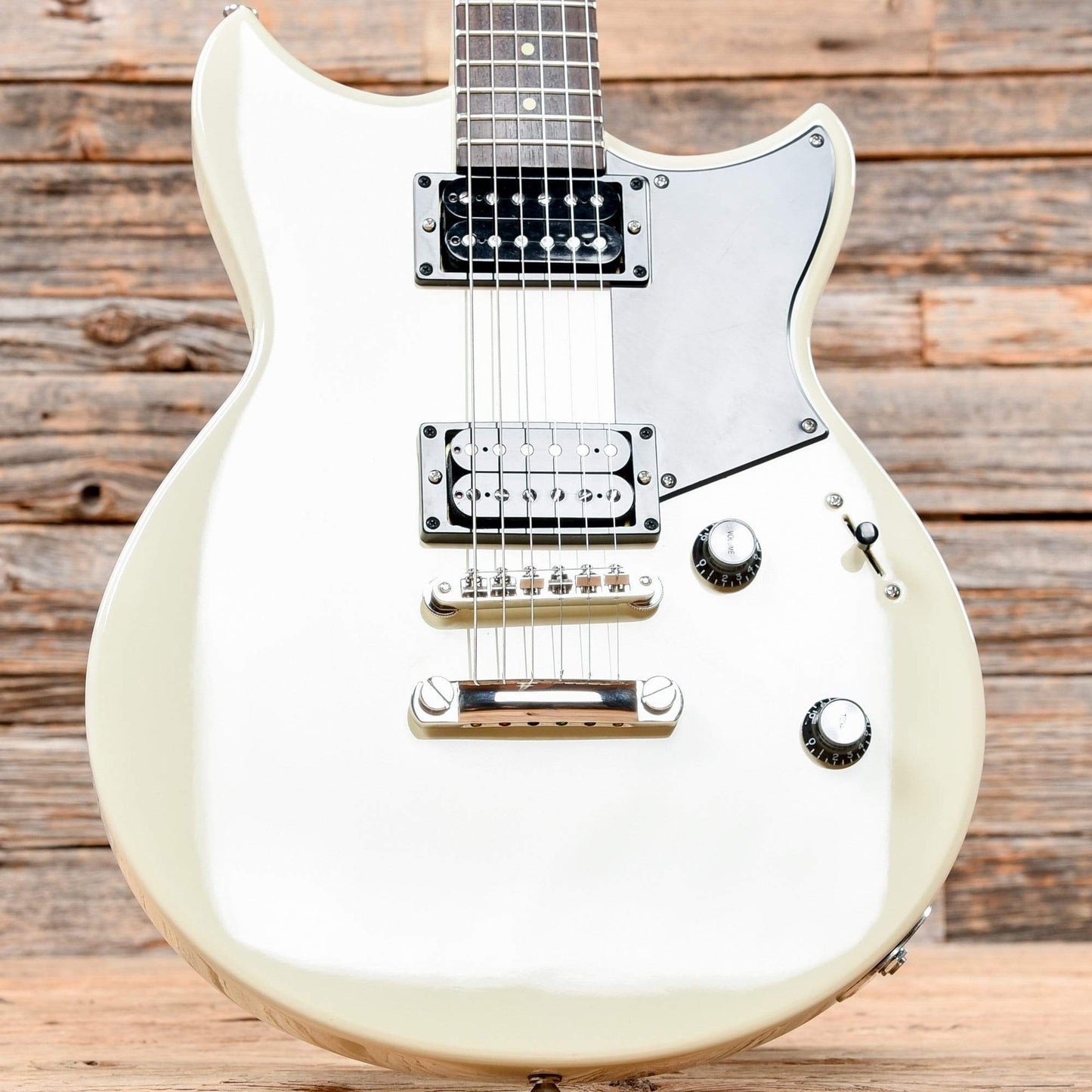 Yamaha Revstar RS320 Vintage White Electric Guitars / Solid Body
