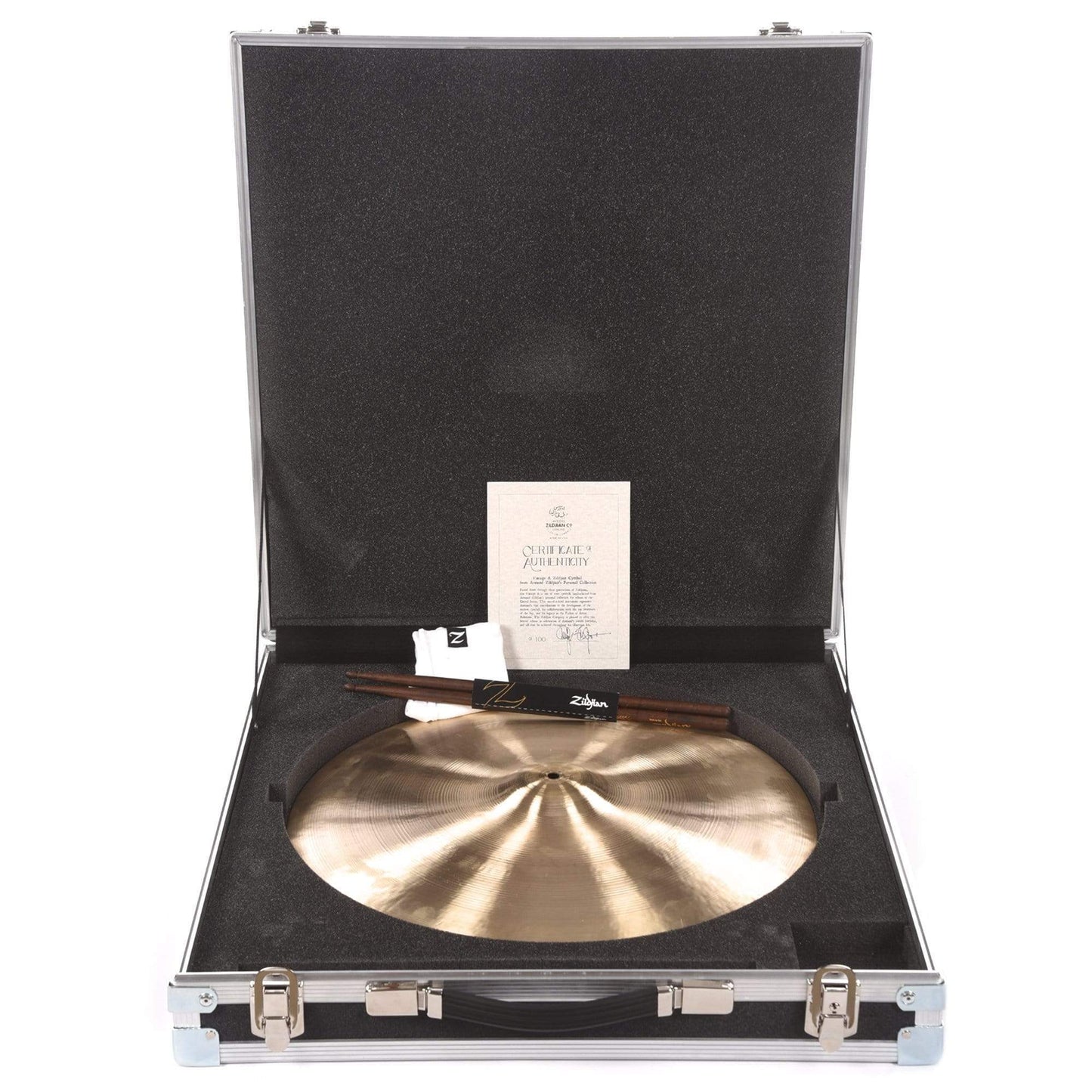 Zildjian 20" Vintage A Cymbal w/Road Case Limited Edition Drums and Percussion / Cymbals / Ride