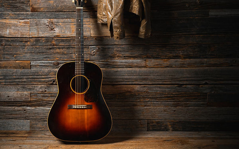 Vintage Vibes: 1945 Sunburst Gibson 