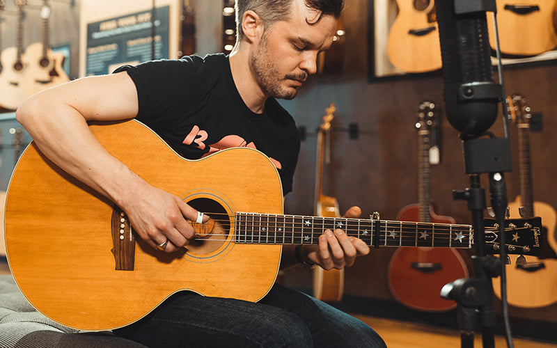 Vintage Vibes: 1963 Gibson Everly Brothers Acoustic