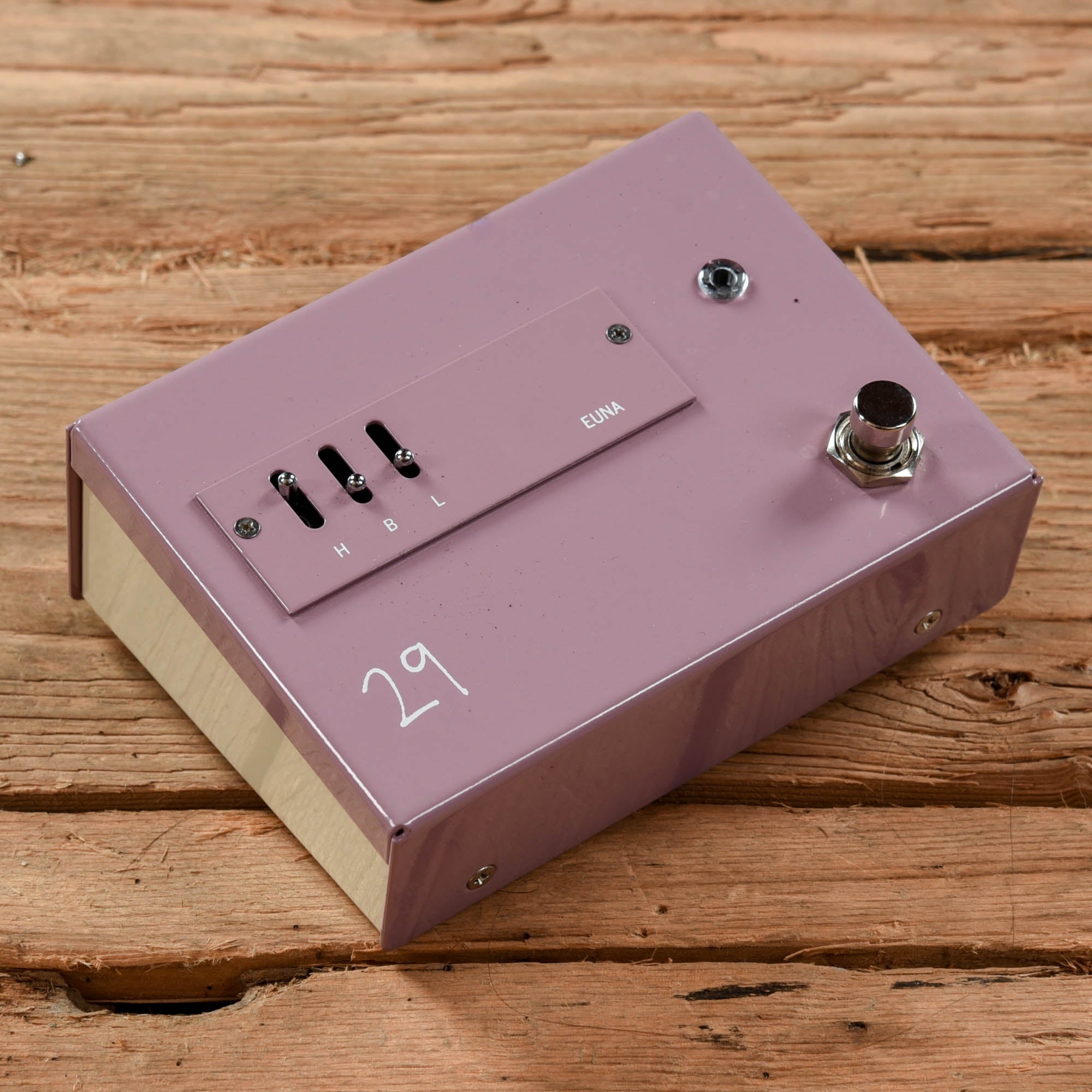29 Pedals EUNA Effects and Pedals / Distortion