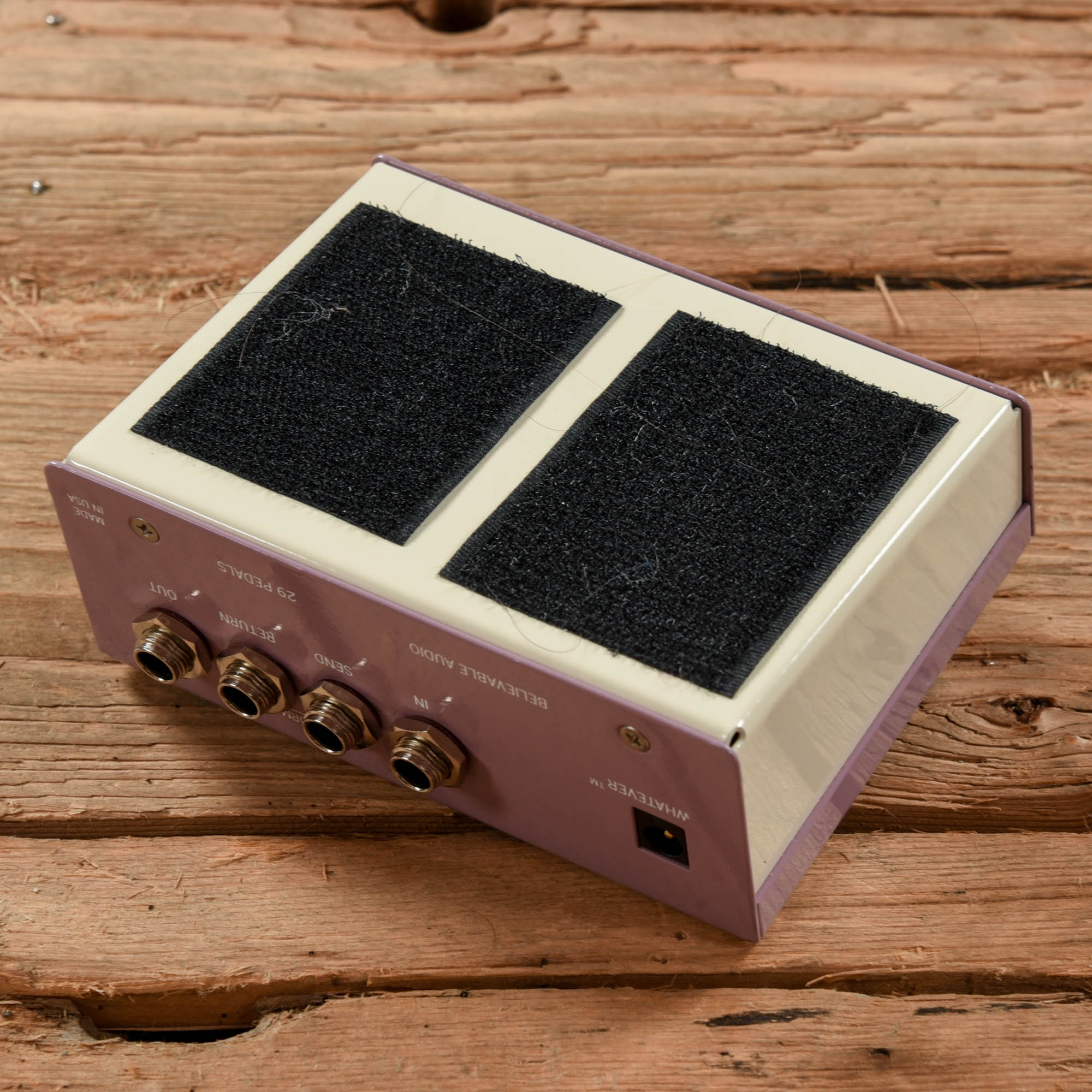 29 Pedals EUNA Effects and Pedals / Distortion