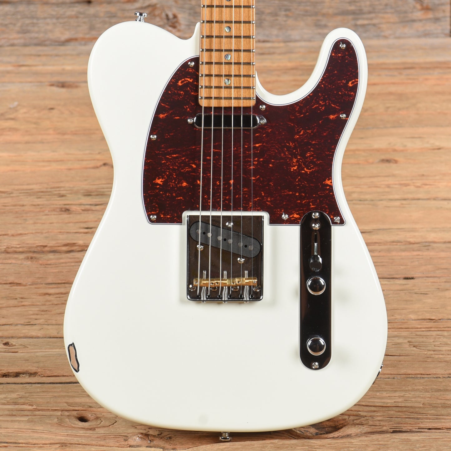 Sire Larry Carlton T7 Antique White