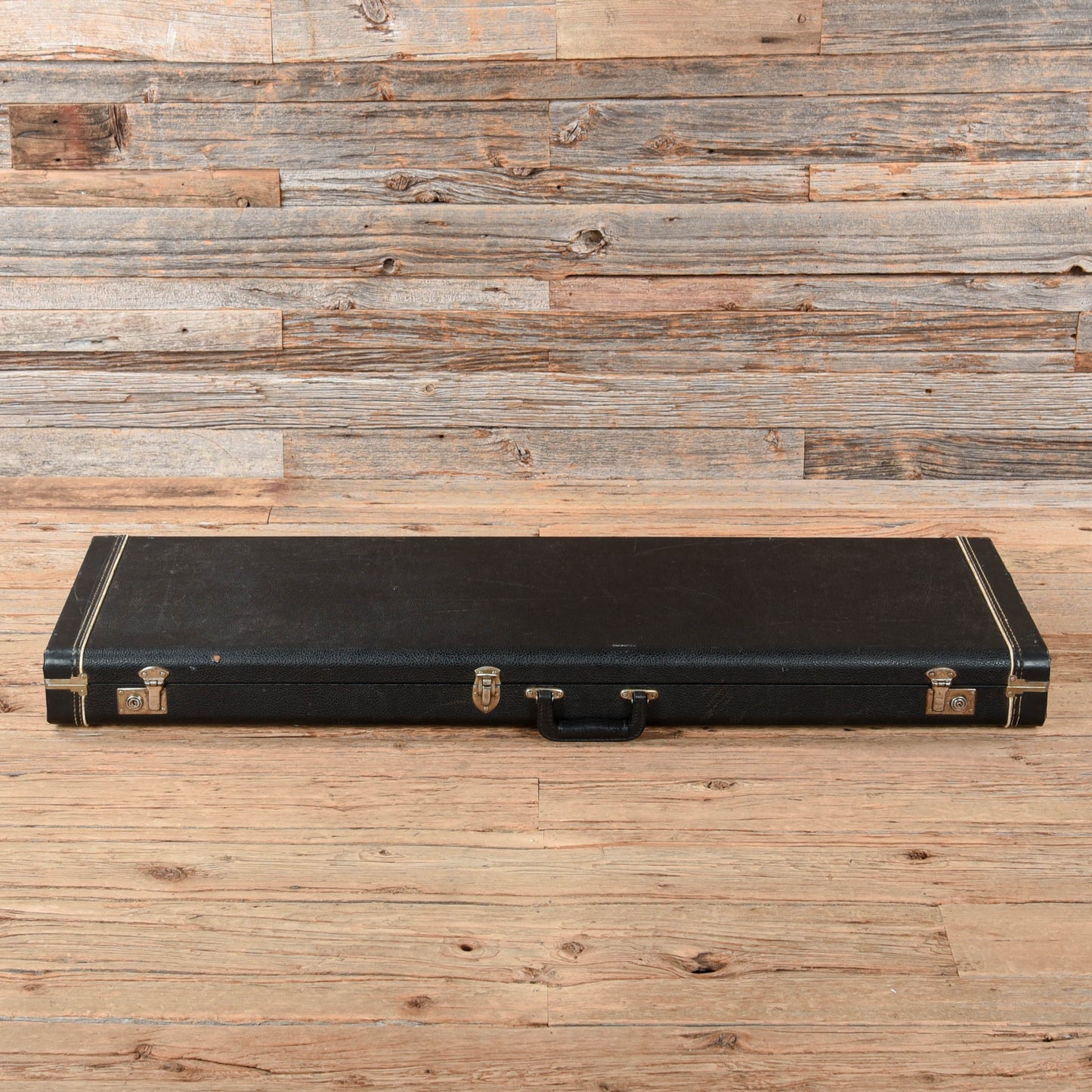 Rickenbacker 4001 Jetglo 1976