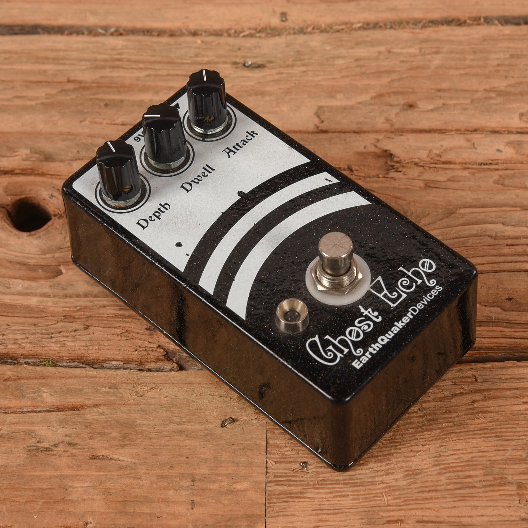 Earthquaker Devices Ghost Echo Reverb V2