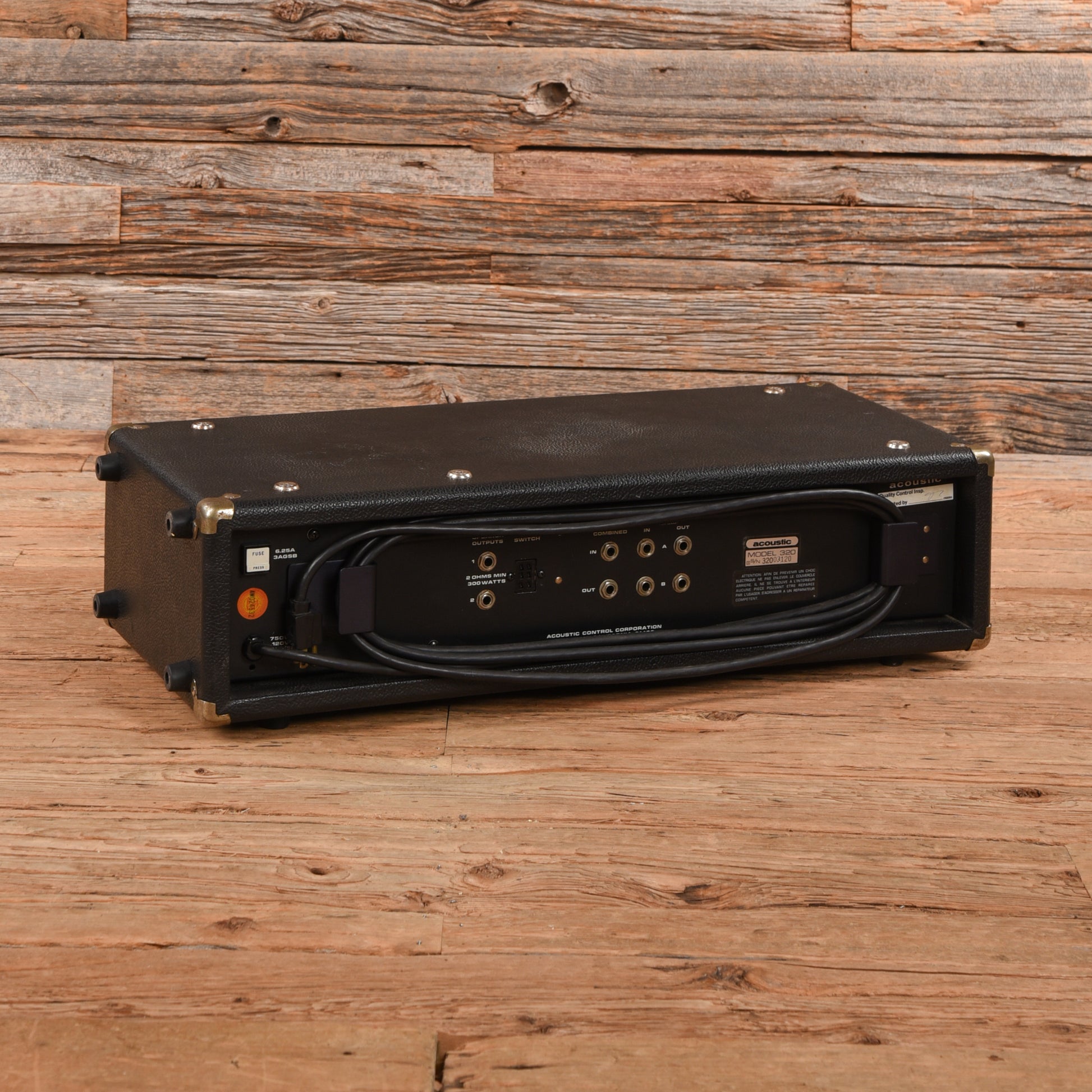 Acoustic Control Corporation 320 Bass Head Amps / Bass Amps / Bass Cabinets