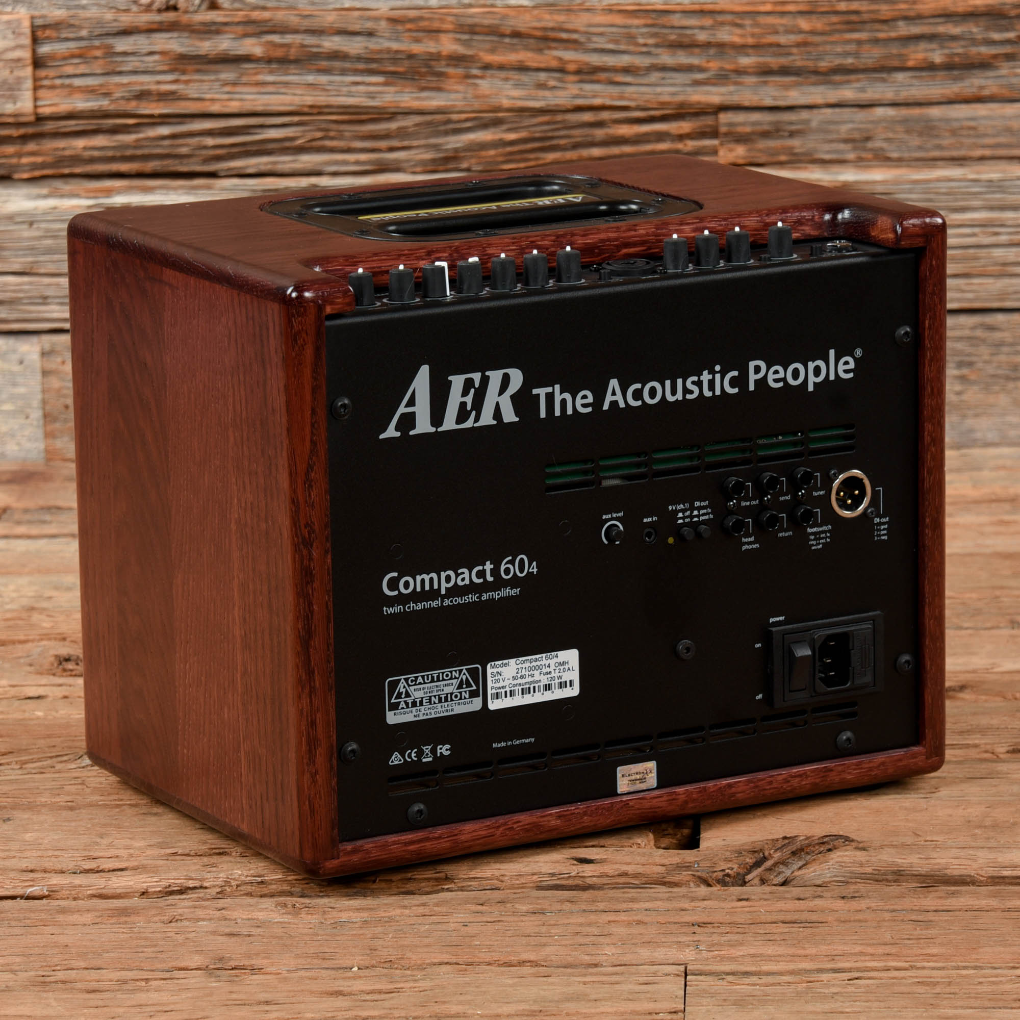 AER Compact 60/4 60-Watt 1x8