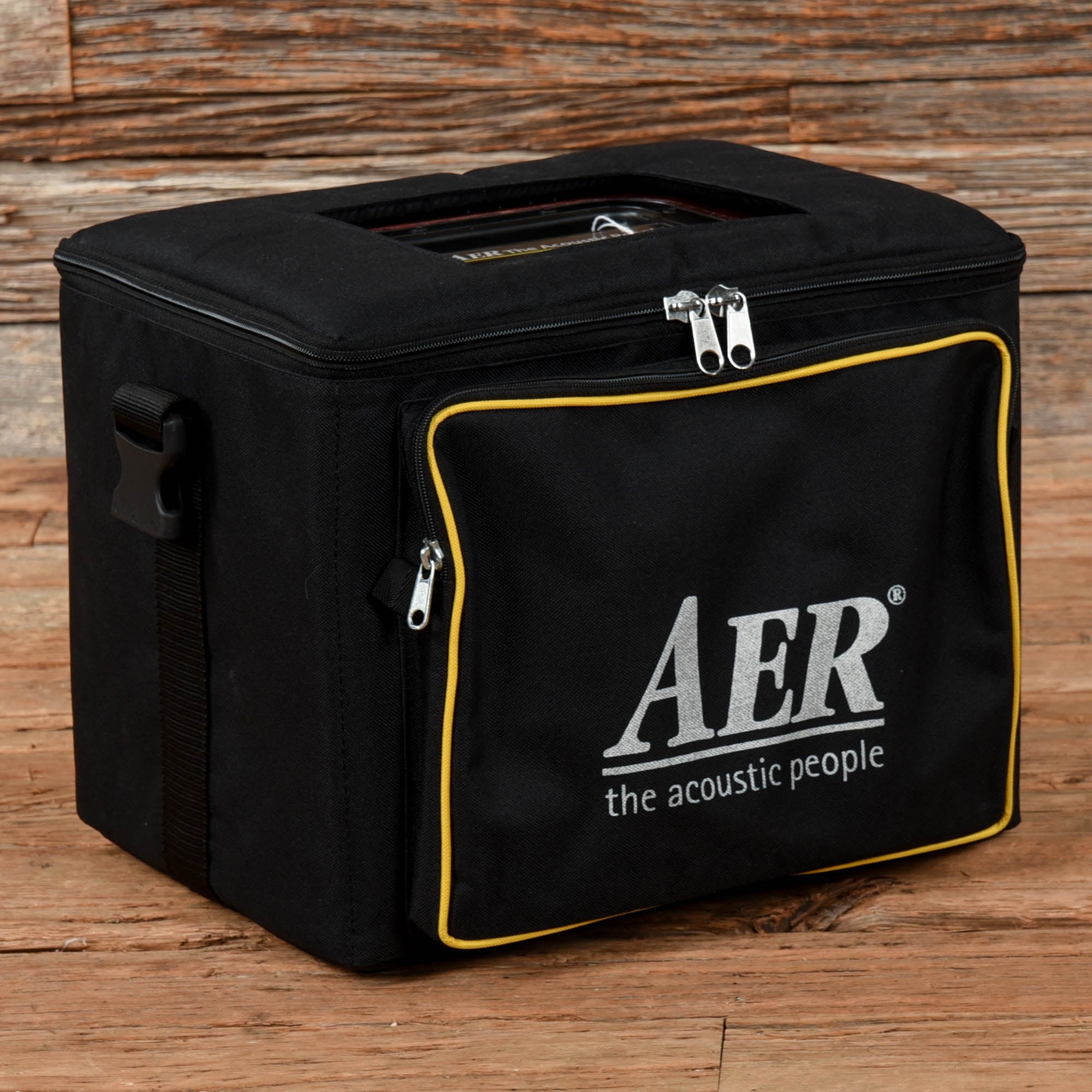 AER Compact 60/4 60-Watt 1x8