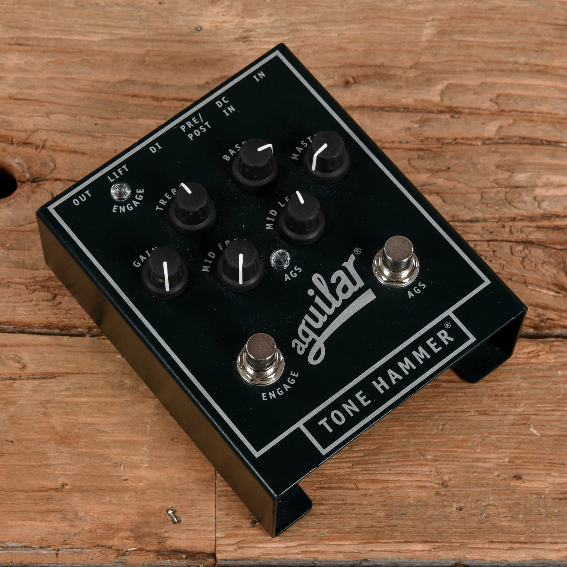 Aguilar Tone Hammer Preamp / Direct Box Effects and Pedals / Preamps
