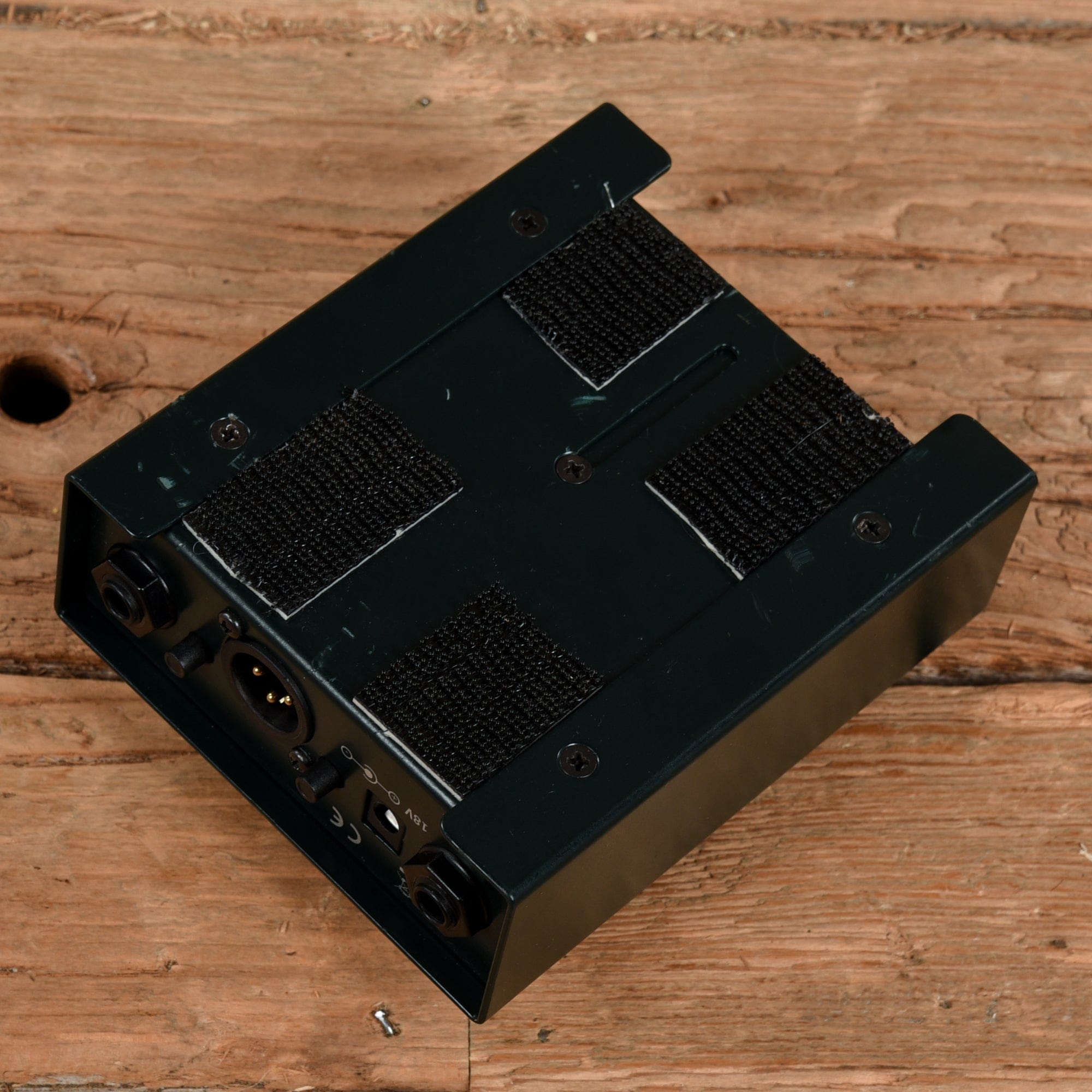 Aguilar Tone Hammer Preamp / Direct Box Effects and Pedals / Preamps