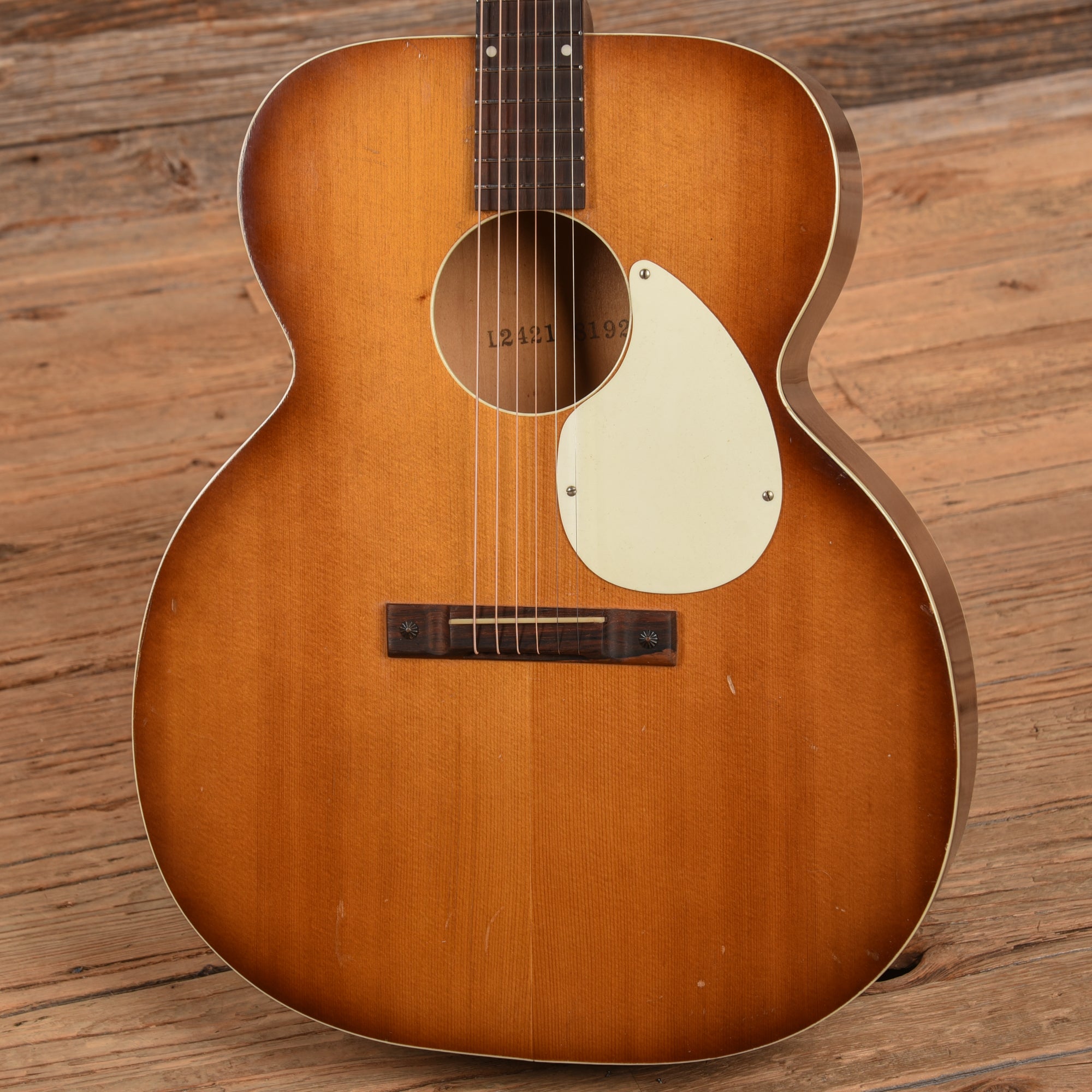 Airline Jumbo Acoustic Sunburst 1950s Acoustic Guitars / Jumbo