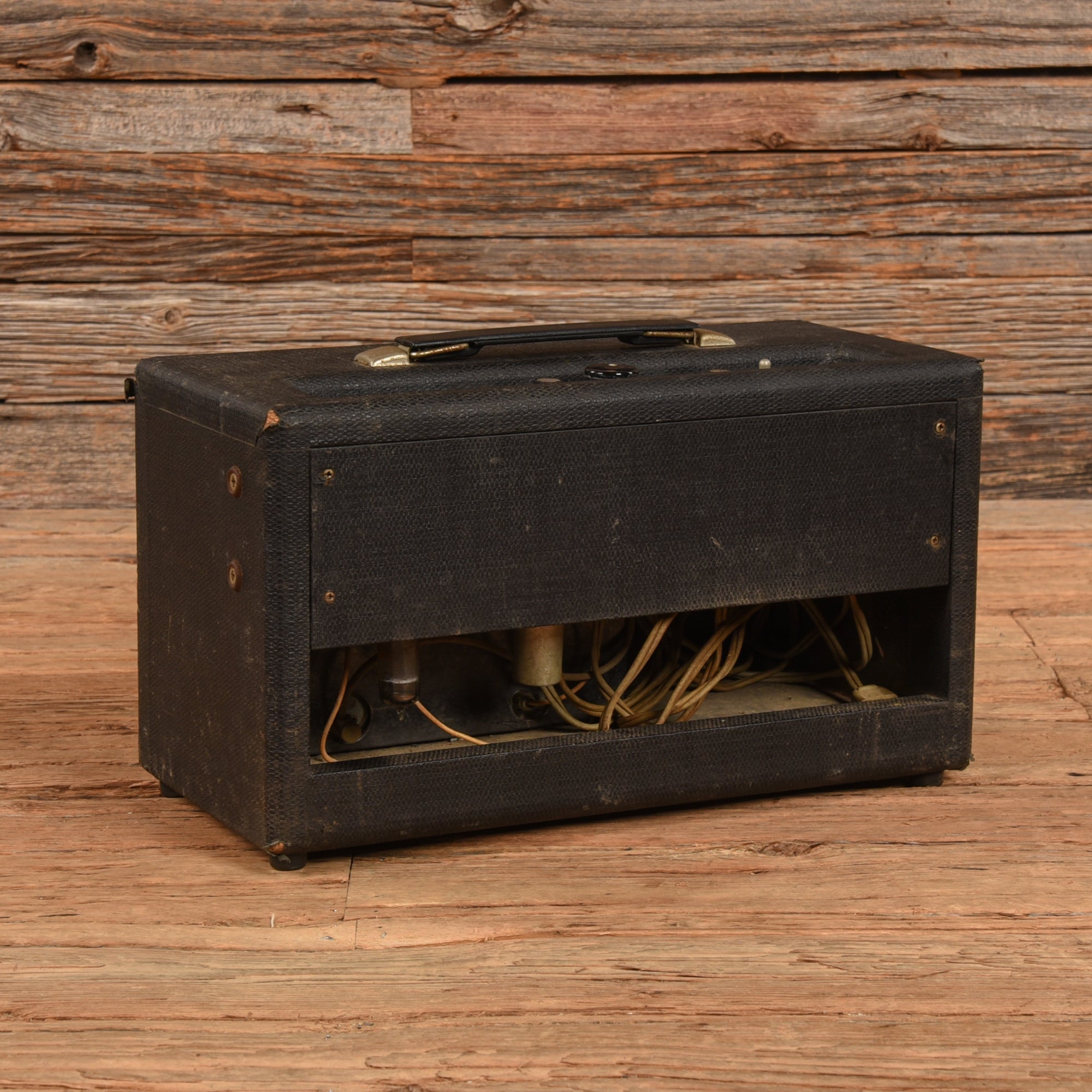 Airline Reverb Unit  1960s Effects and Pedals / Reverb