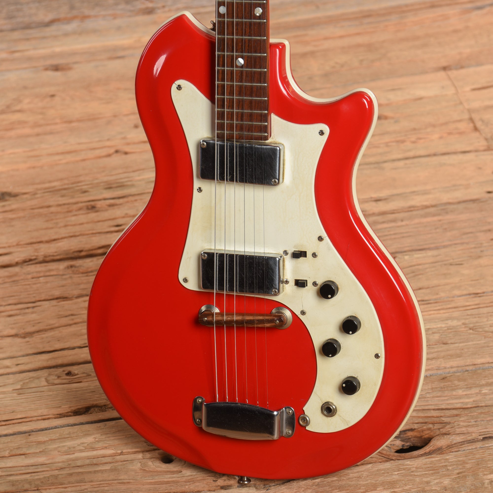 Airline Reso-Glass Red 1965 Electric Guitars / Semi-Hollow