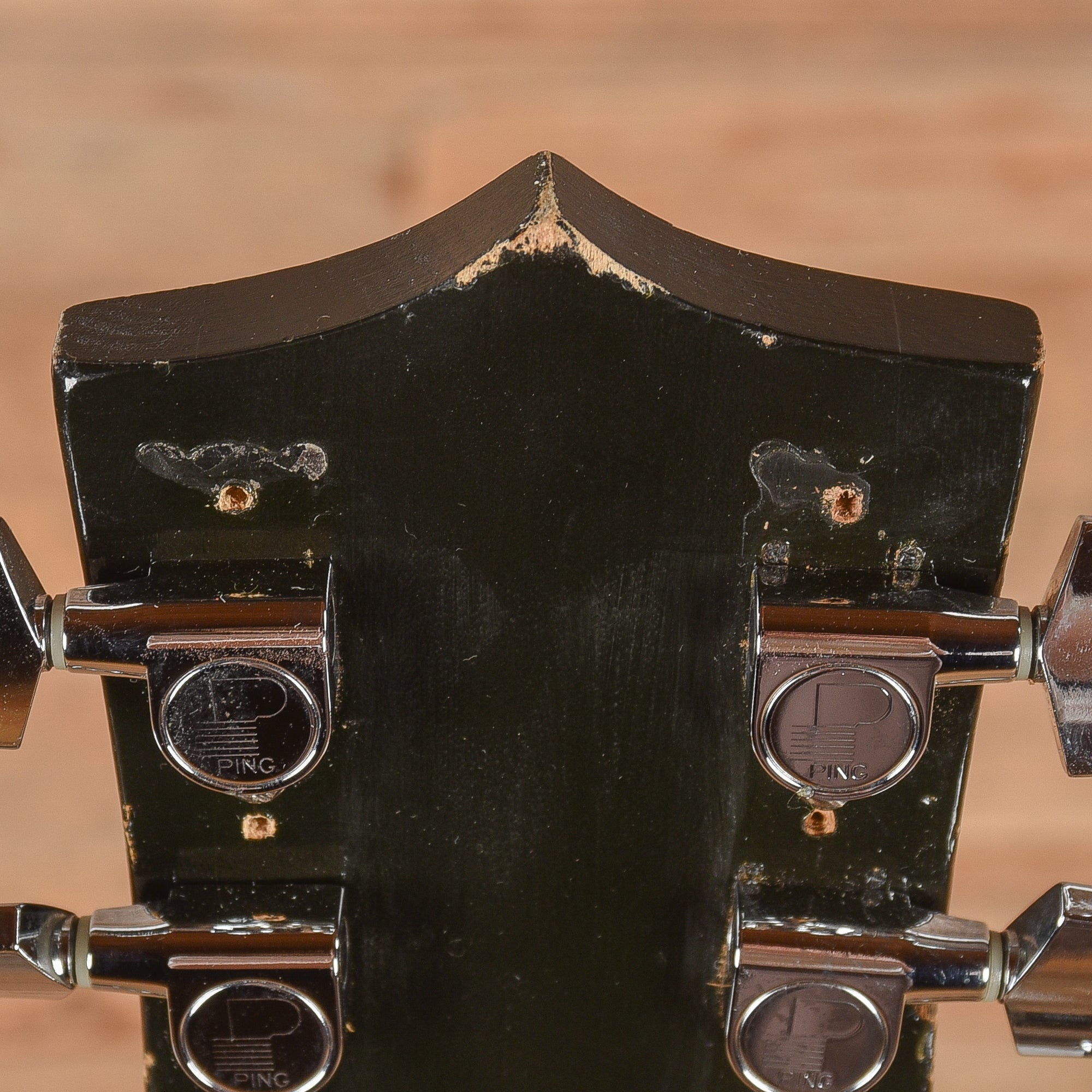 Airline 2-Pickup Electric Black 1960s Electric Guitars / Solid Body