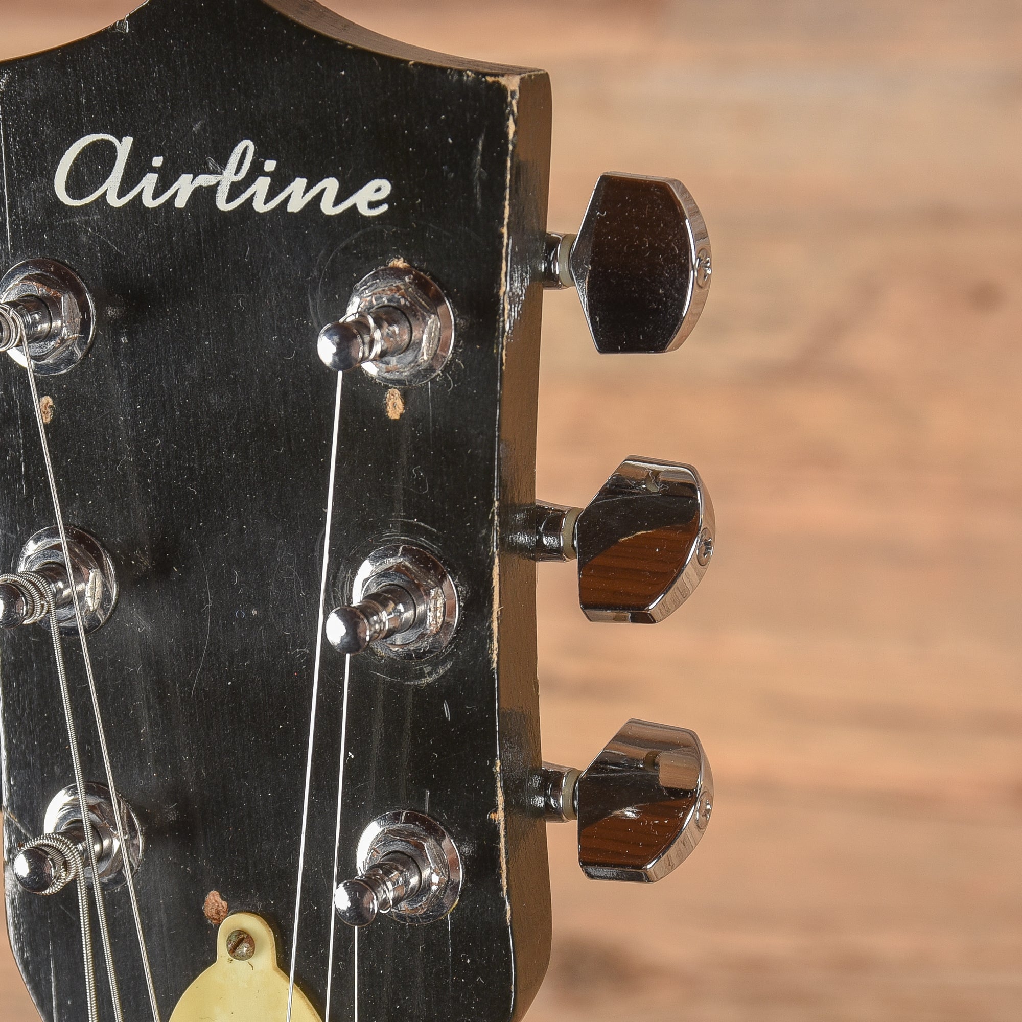 Airline 2-Pickup Electric Black 1960s Electric Guitars / Solid Body