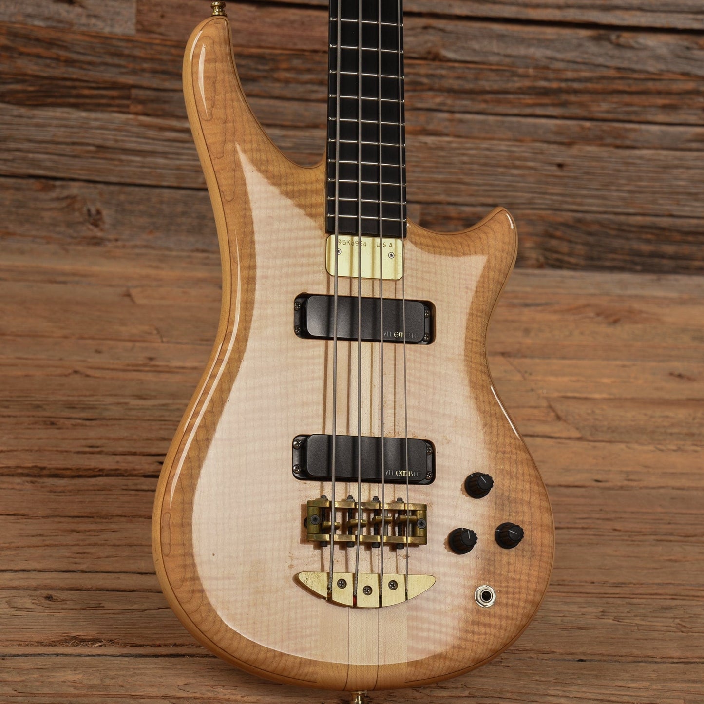 Alembic Essece 4 String Bass Natural Bass Guitars / 4-String