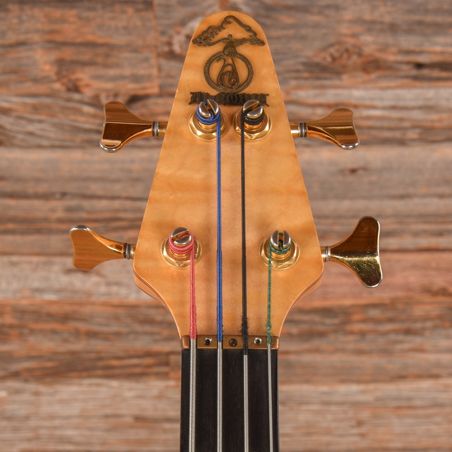 Alembic Essence 4 Natural 1990 Bass Guitars / 4-String