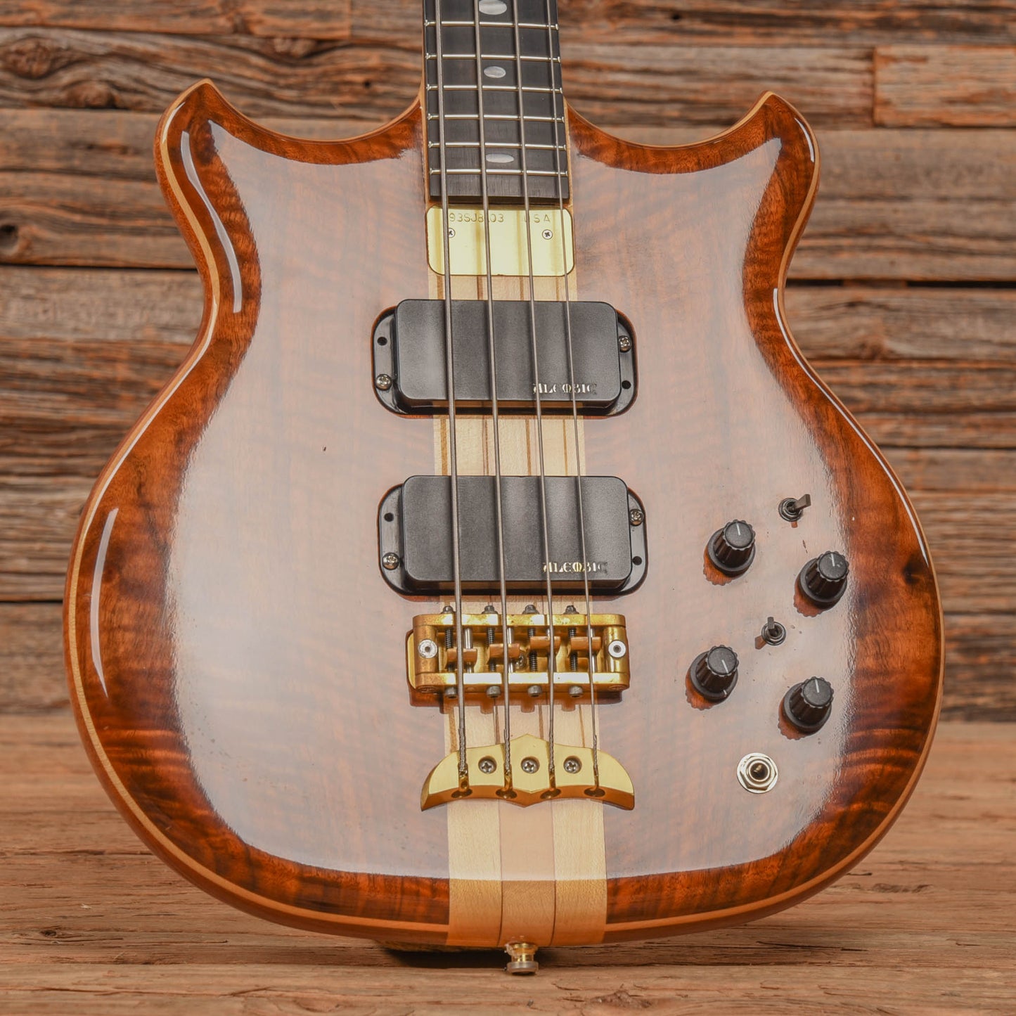 Alembic Stanley Clarke Short Scale Standard Figured Walnut 1993 Bass Guitars / 4-String