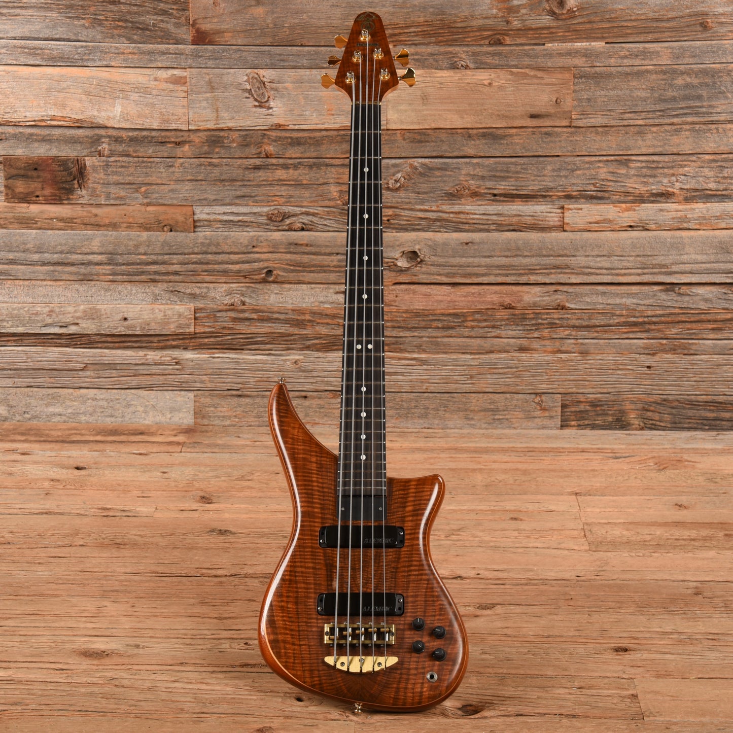 Alembic Epic 5 Natural 1998 Bass Guitars / 5-String or More