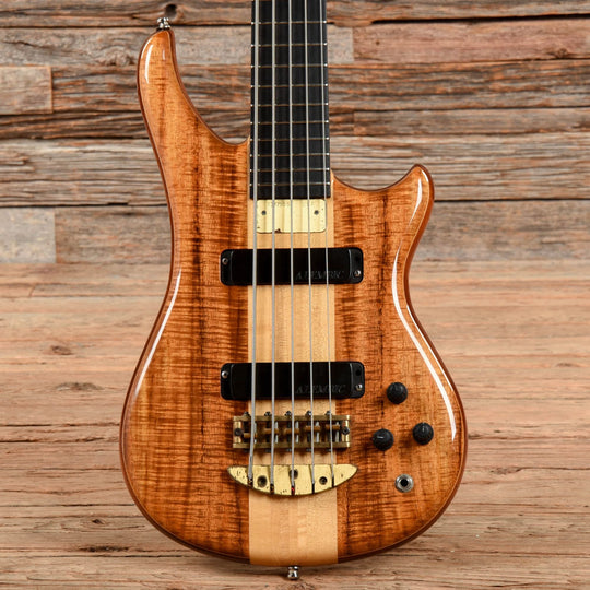 Alembic Essence 5 Natural 1993 Bass Guitars / 5-String or More