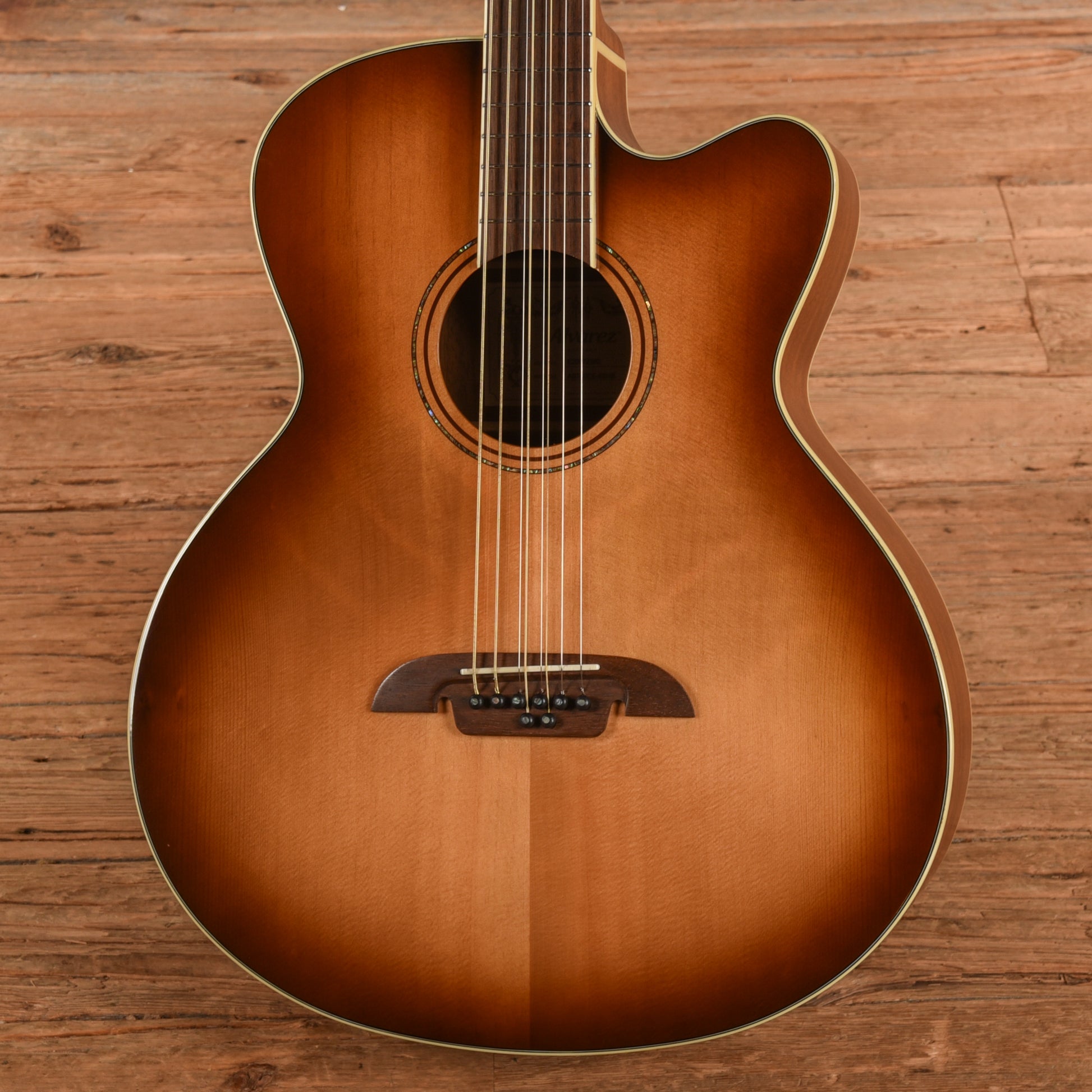 Alvarez ABT60CE-8SHB 8-string Baritone Sunburst Acoustic Guitars