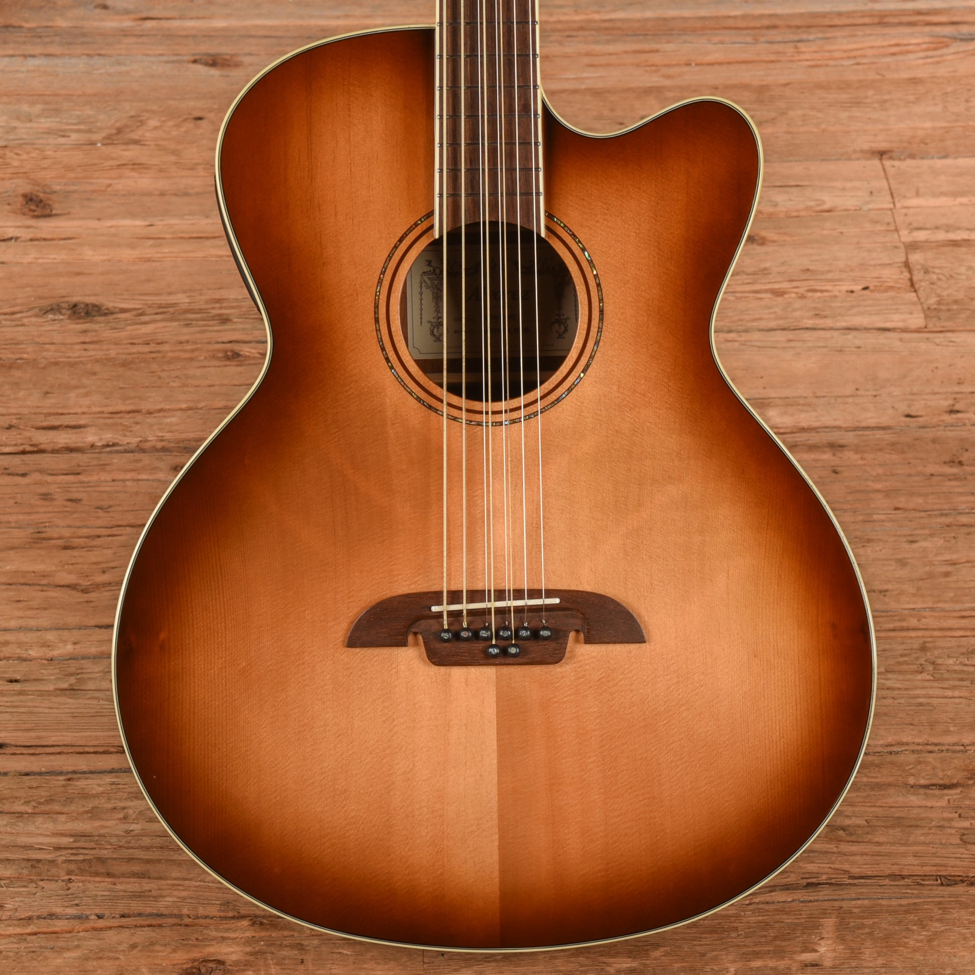 Alvarez ABT60CE-8SHB 8-string Baritone Sunburst Acoustic Guitars