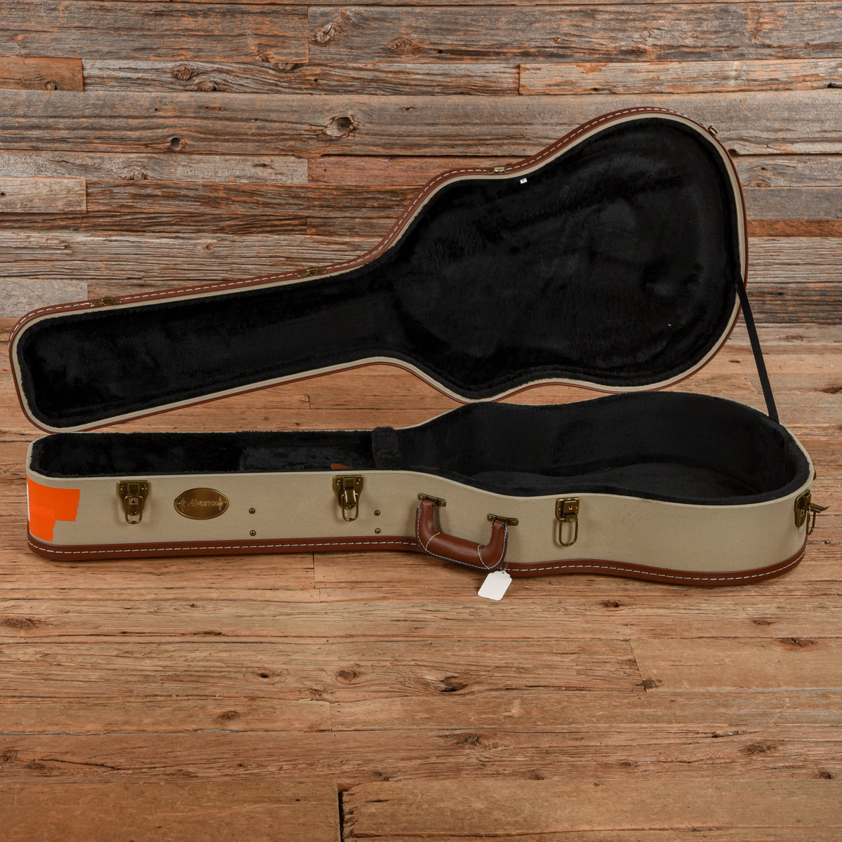 Alvarez Yairi DY70CE Natural Acoustic Guitars