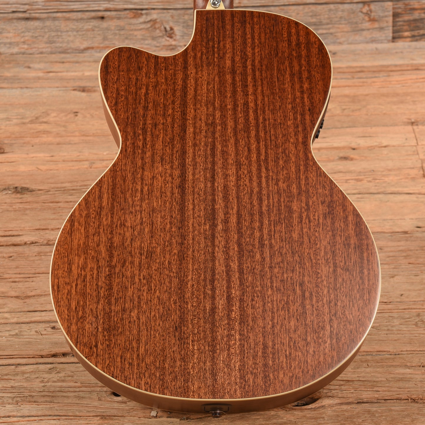 Alvarez ABT60ce Artist Baritone Solid A+ Sitka Spruce/African Mahogany Shadowburst Acoustic Guitars / Baritone